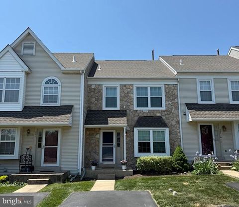 Photo of 603 Longwood Road, COLLEGEVILLE, PA 19426 (MLS # PAMC2180258)