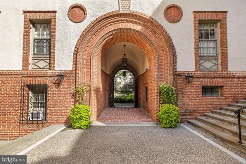 6 UPLAND ROAD F1 BALTIMORE MD 21210