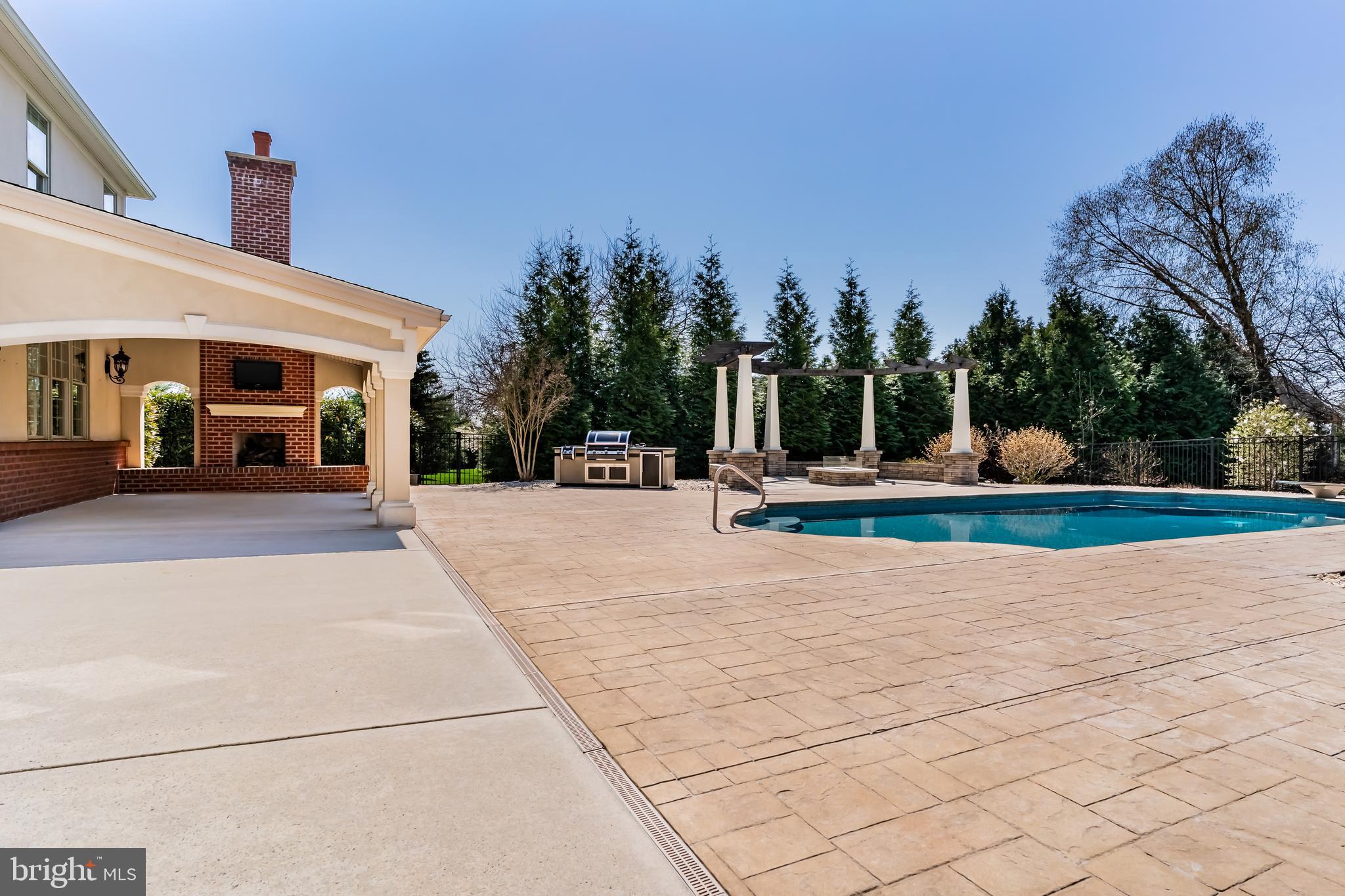 WENTWORTH ESTATES - Residential