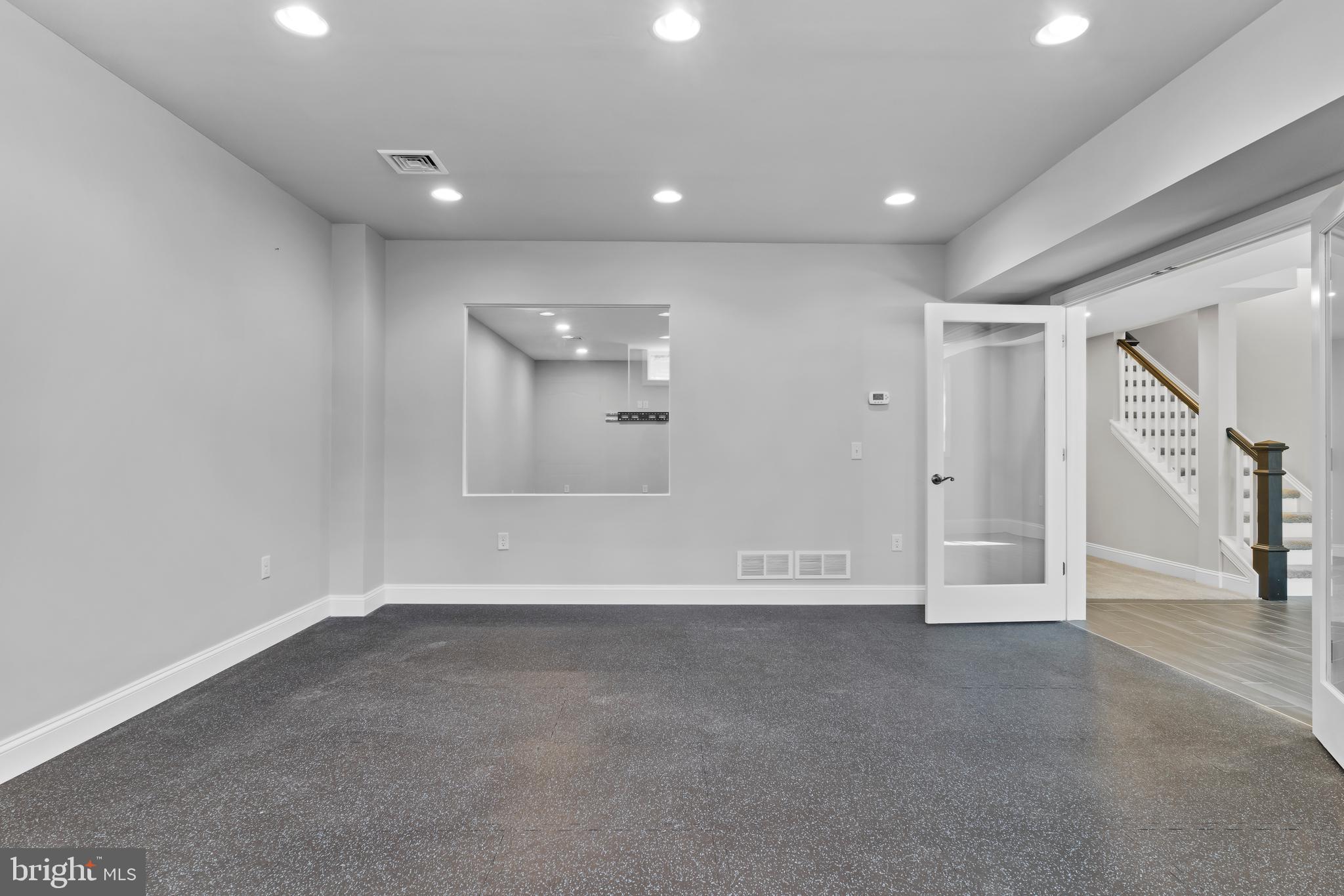 WENTWORTH ESTATES - Residential