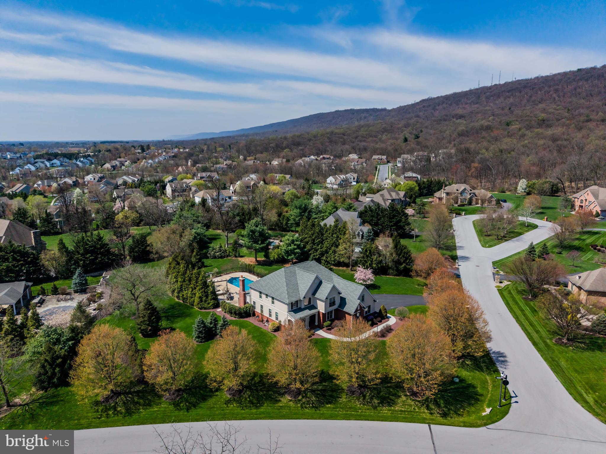 WENTWORTH ESTATES - Residential