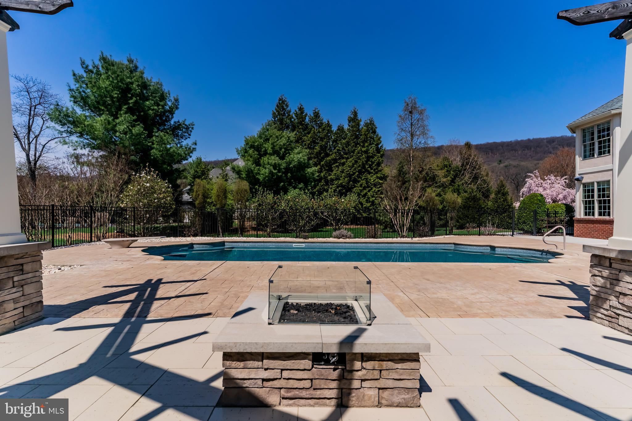 WENTWORTH ESTATES - Residential