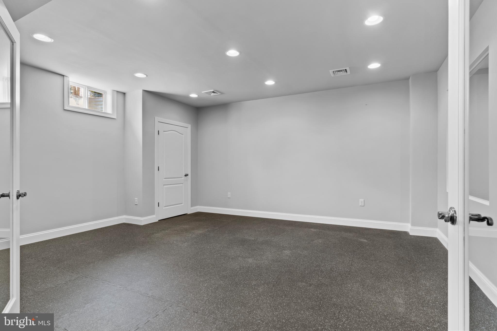 WENTWORTH ESTATES - Residential