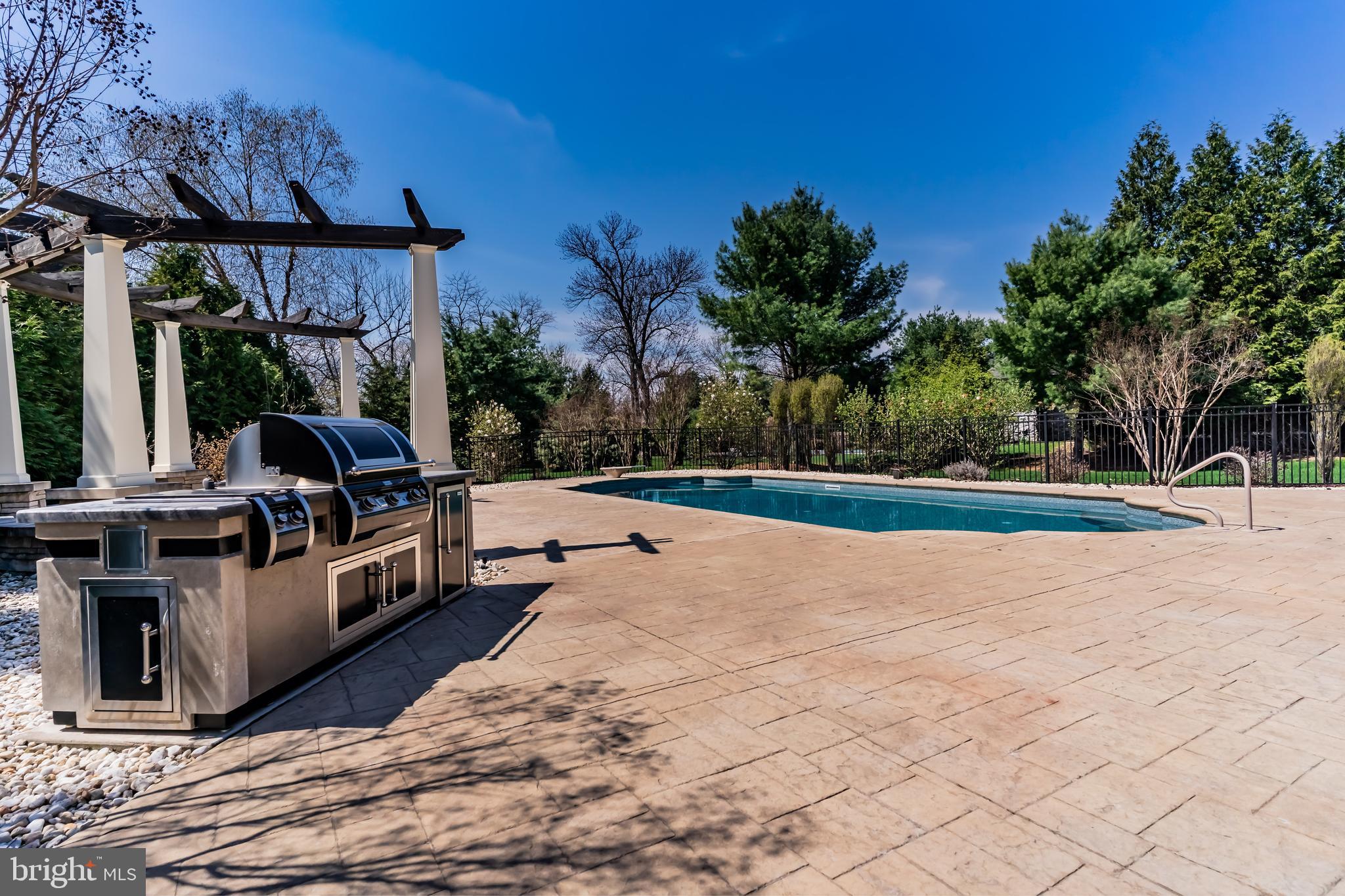 WENTWORTH ESTATES - Residential