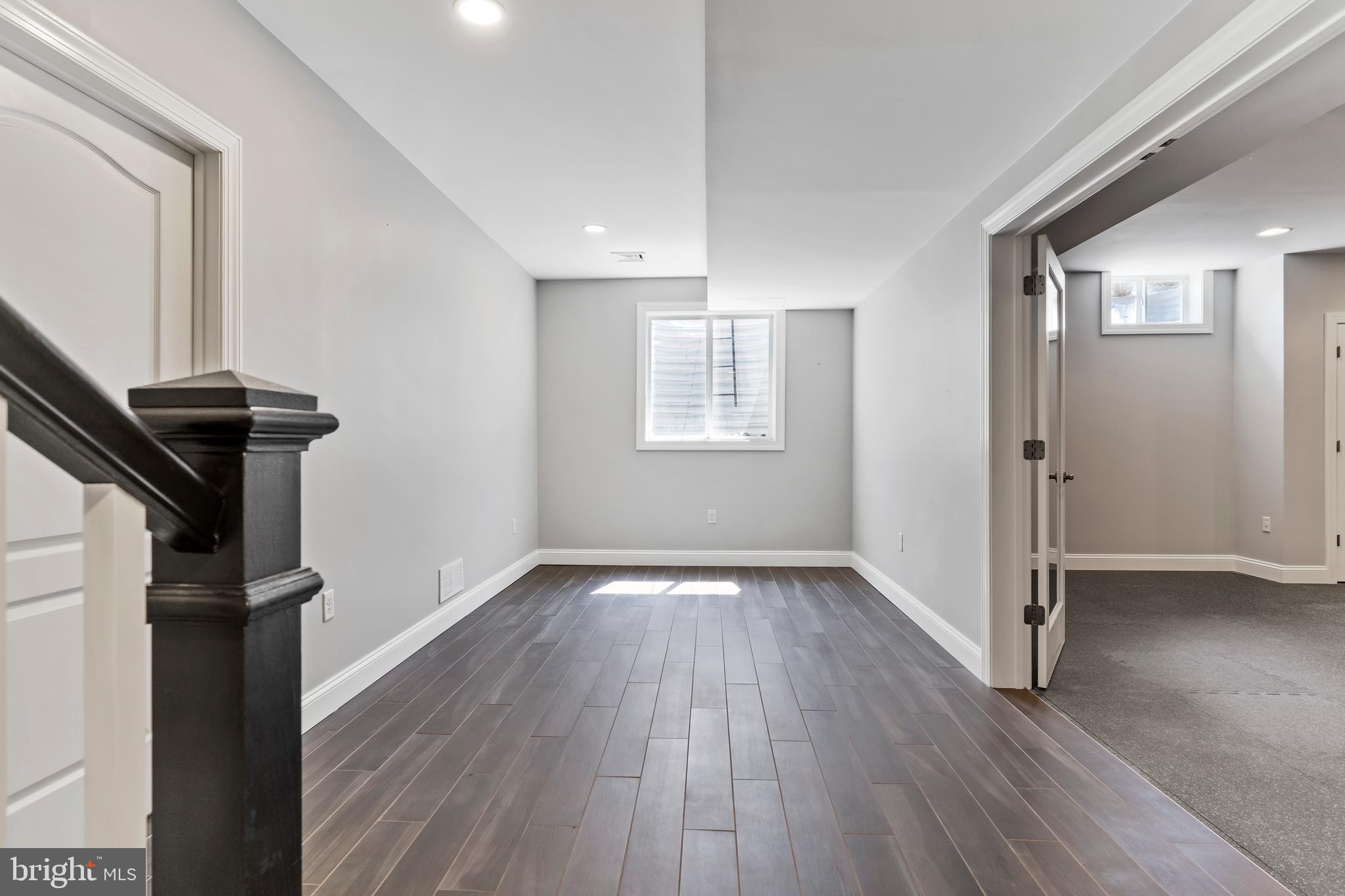 WENTWORTH ESTATES - Residential