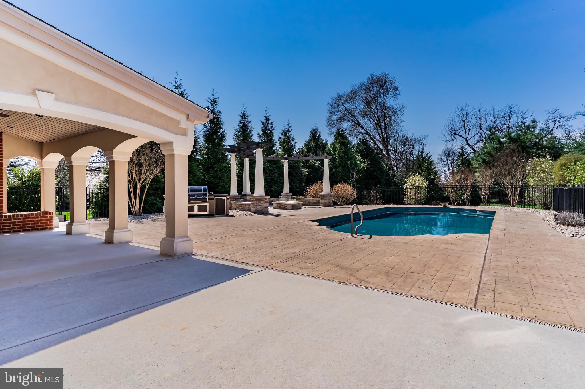 WENTWORTH ESTATES - Residential