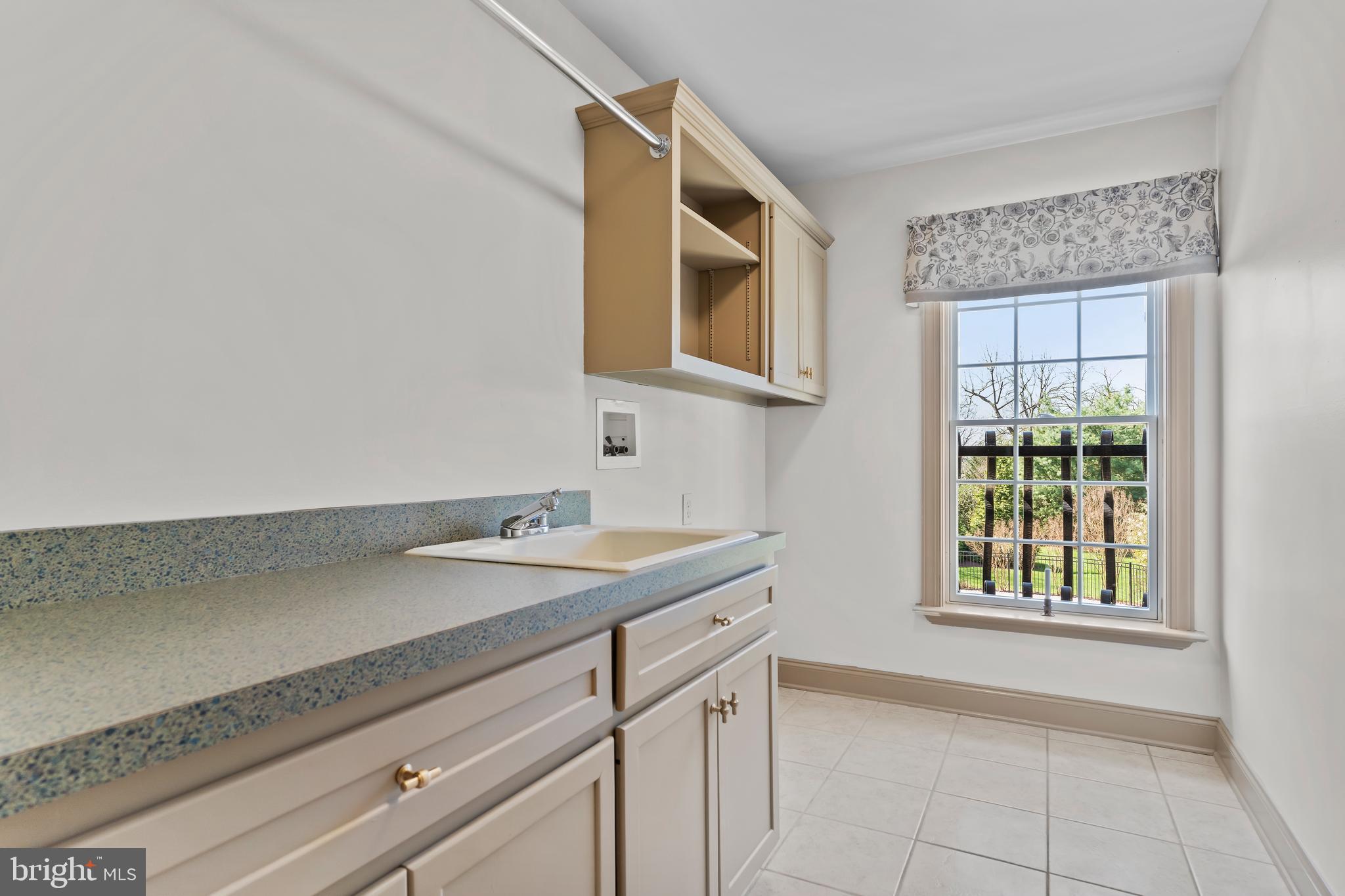 WENTWORTH ESTATES - Residential