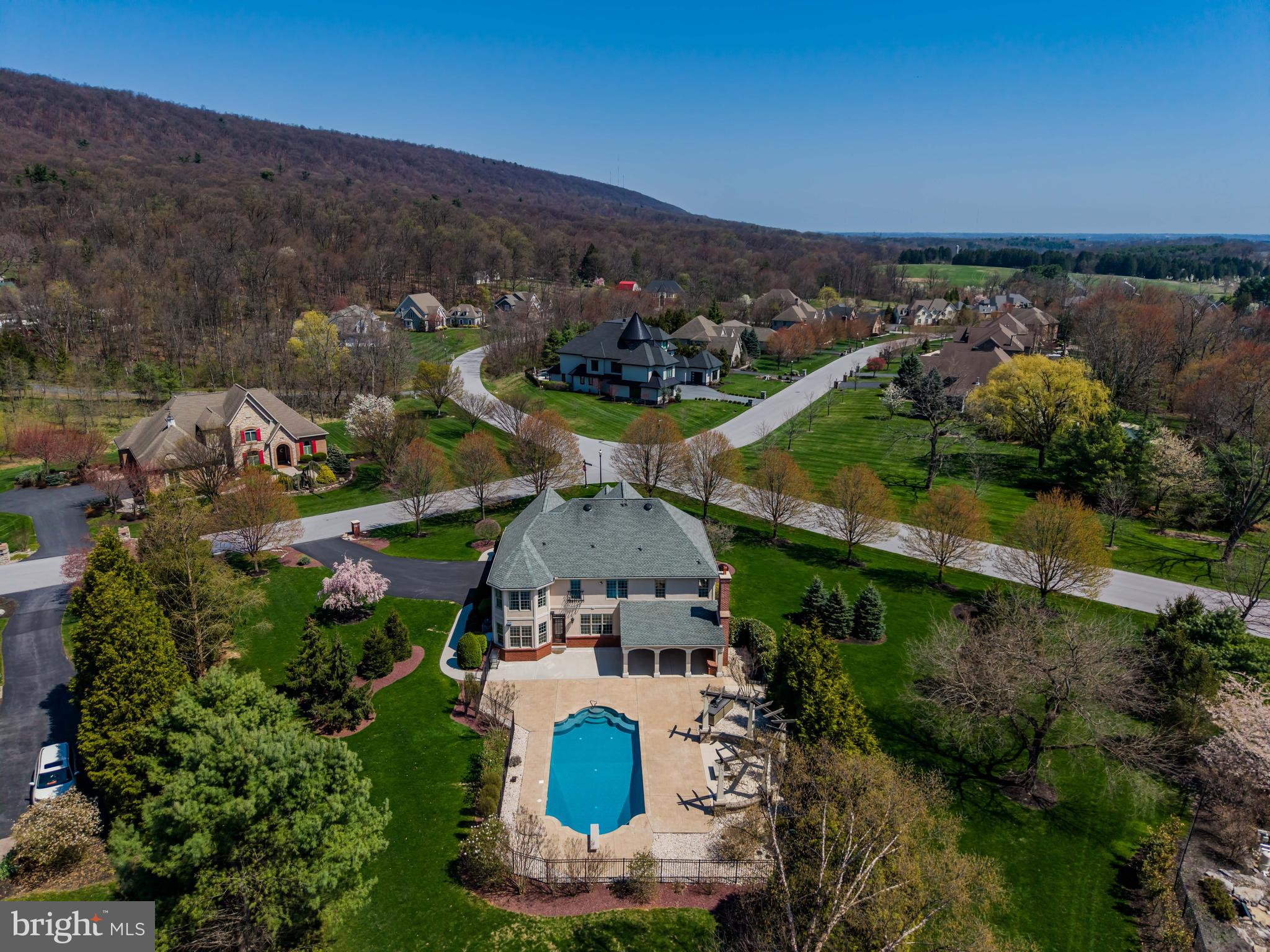 WENTWORTH ESTATES - Residential