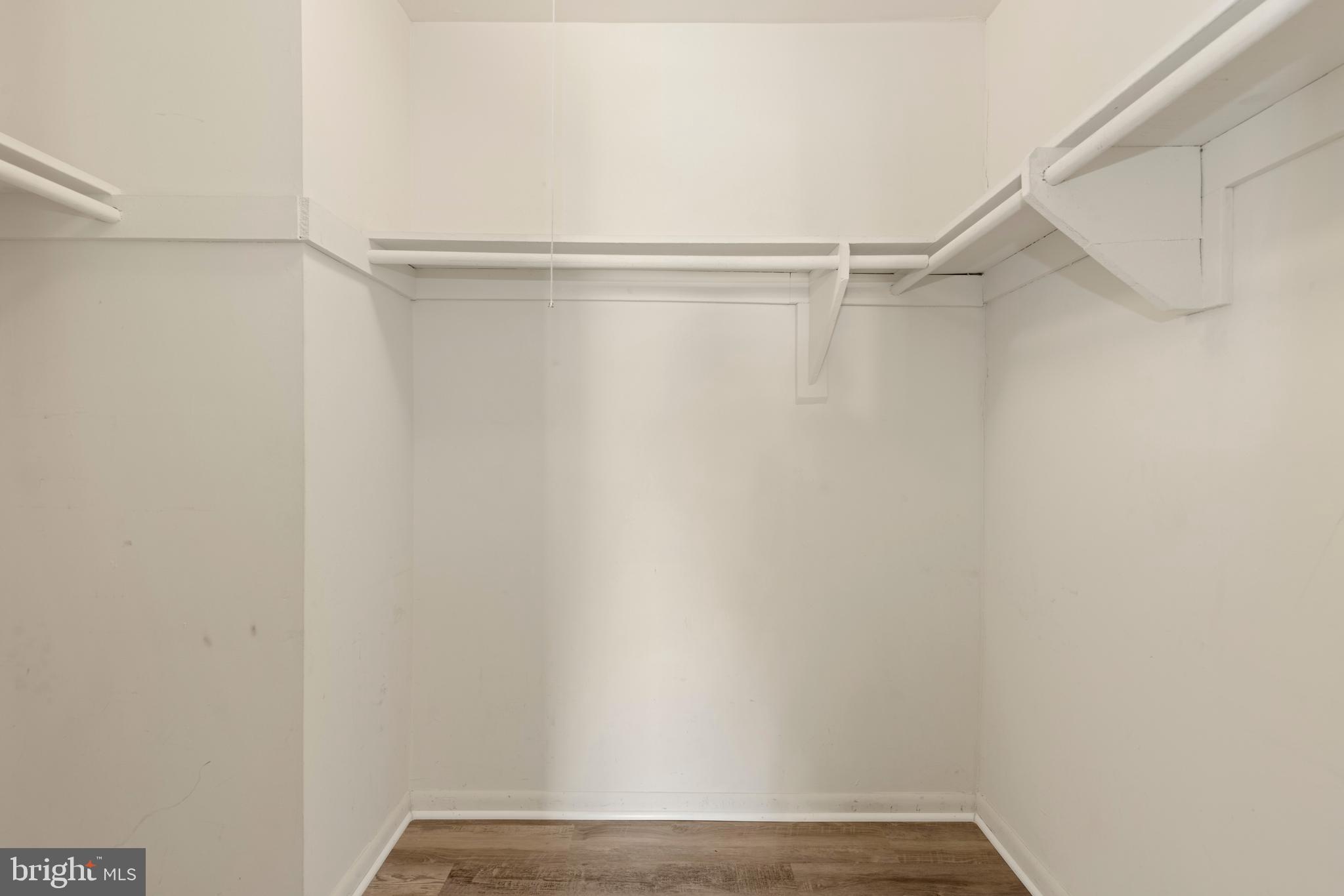 MARLOW TOWERS CONDOMINIUMS - Residential Lease