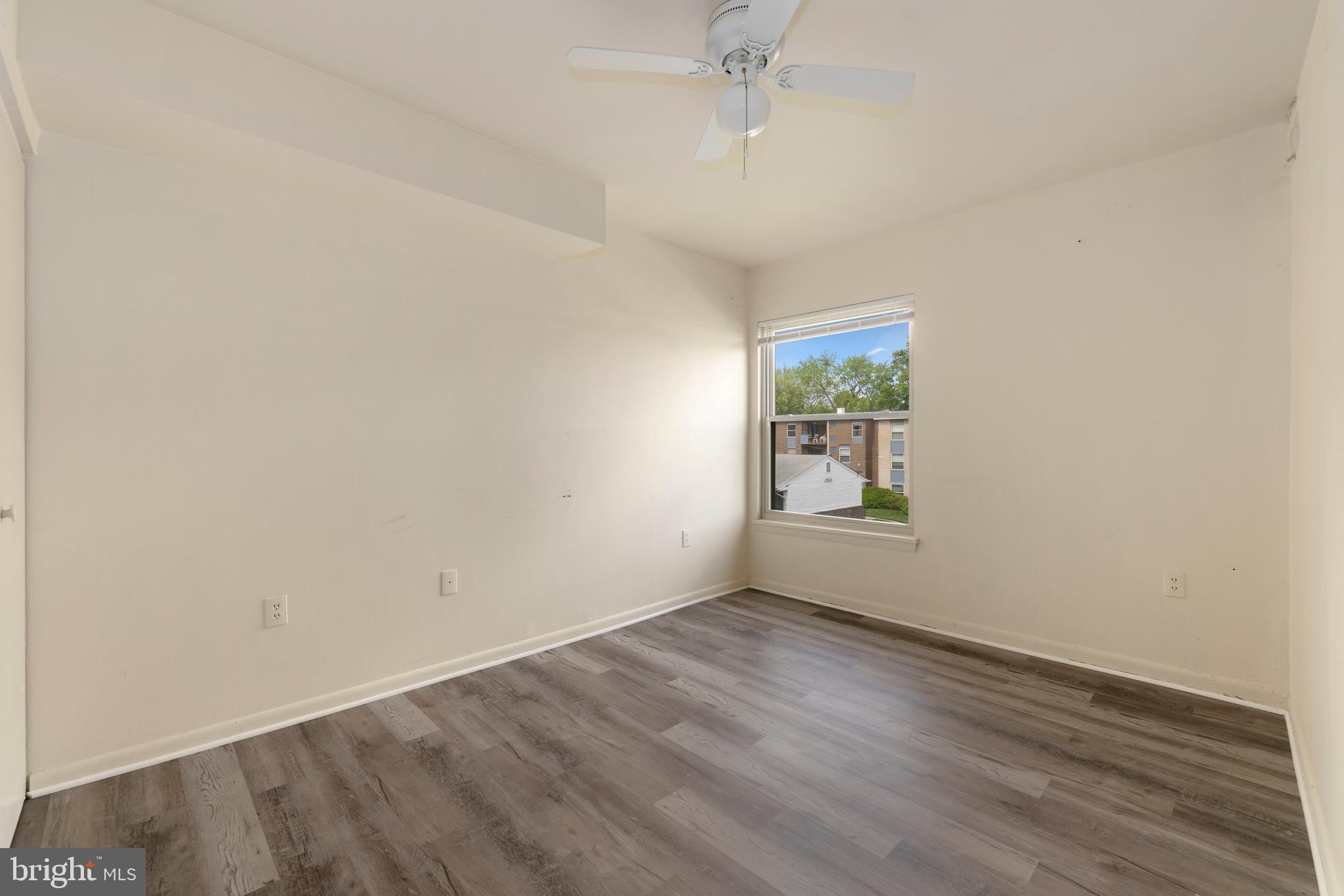 MARLOW TOWERS CONDOMINIUMS - Residential Lease