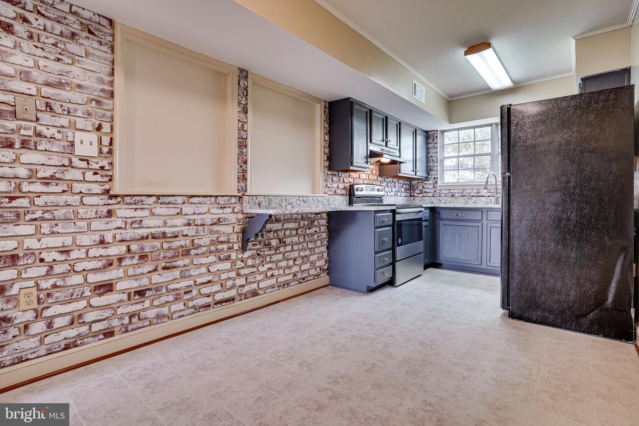 ANTIETAM SQUARE CONDO - Residential