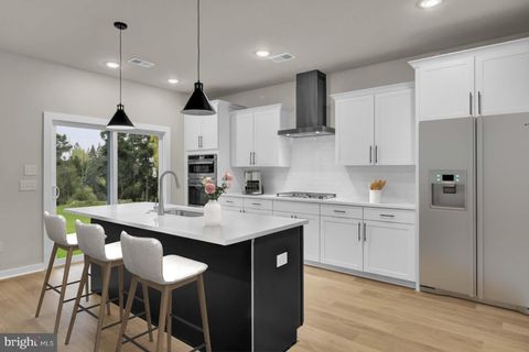 Homes For Sale - 13900 Ejay Drive Dr<br/> BRANDYWINE, MD 20613