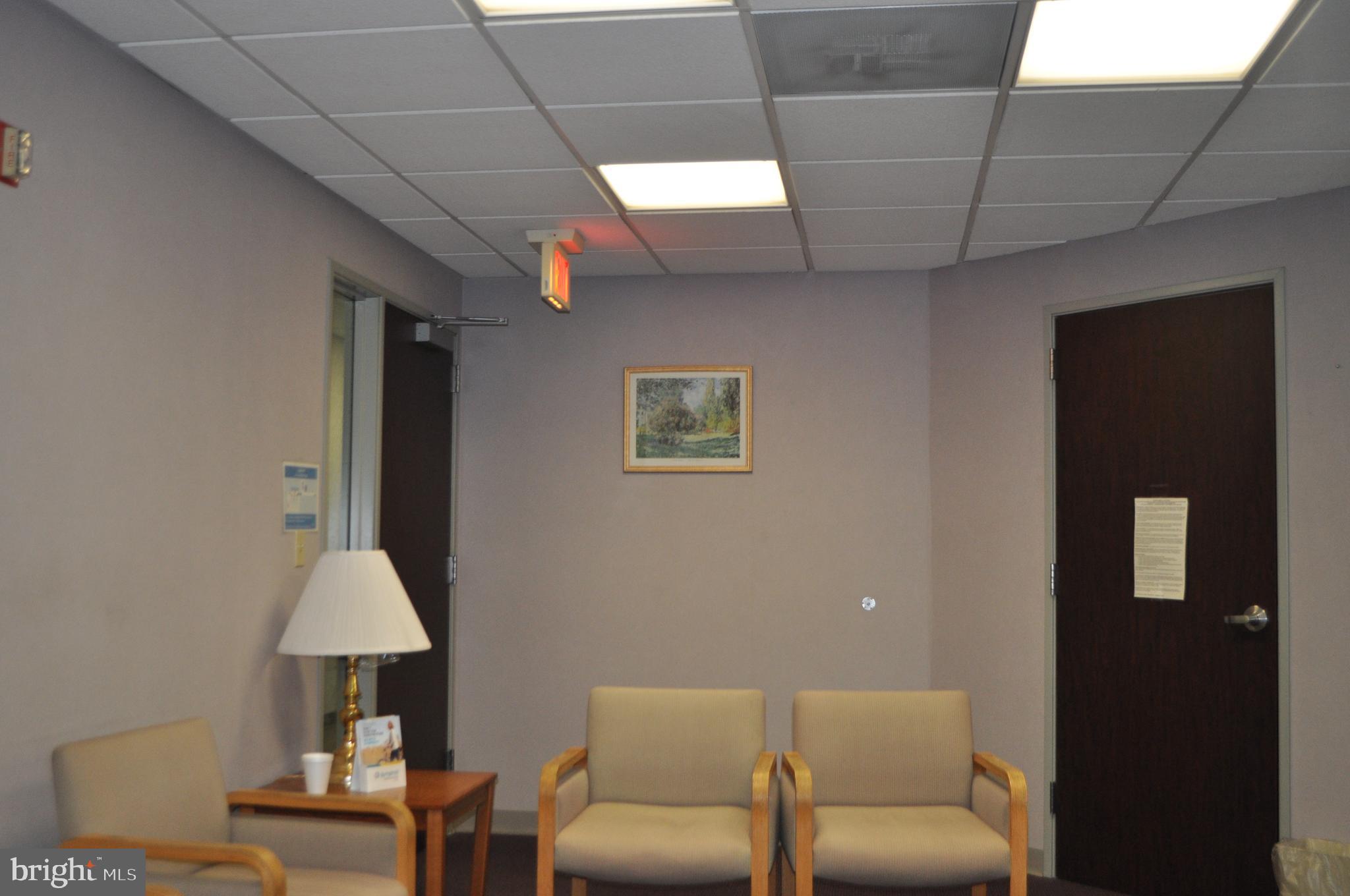 100 SCHUYLKILL MEDICAL PLAZA, SUITE 106-108