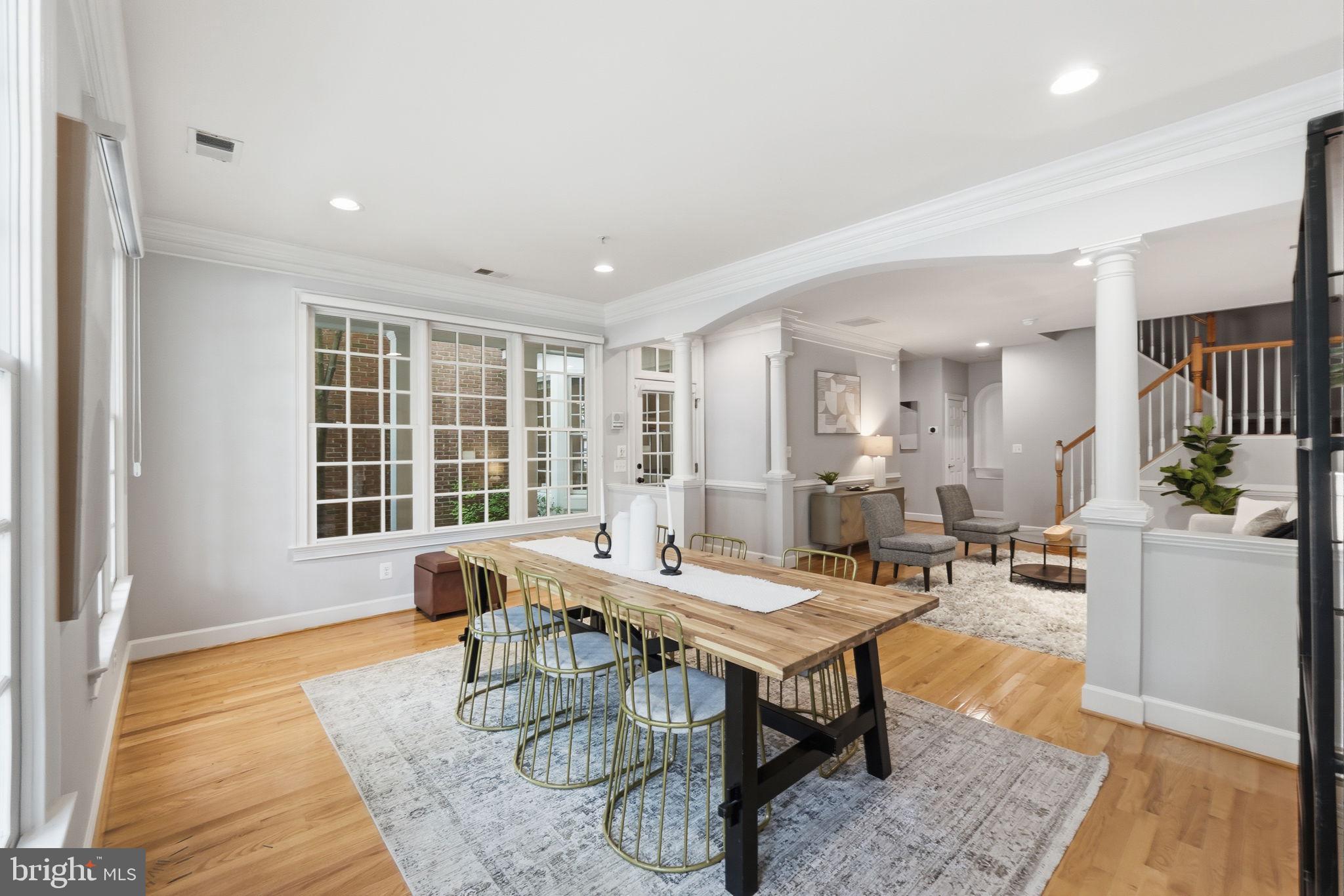 306 OAK KNOLL TERRACE