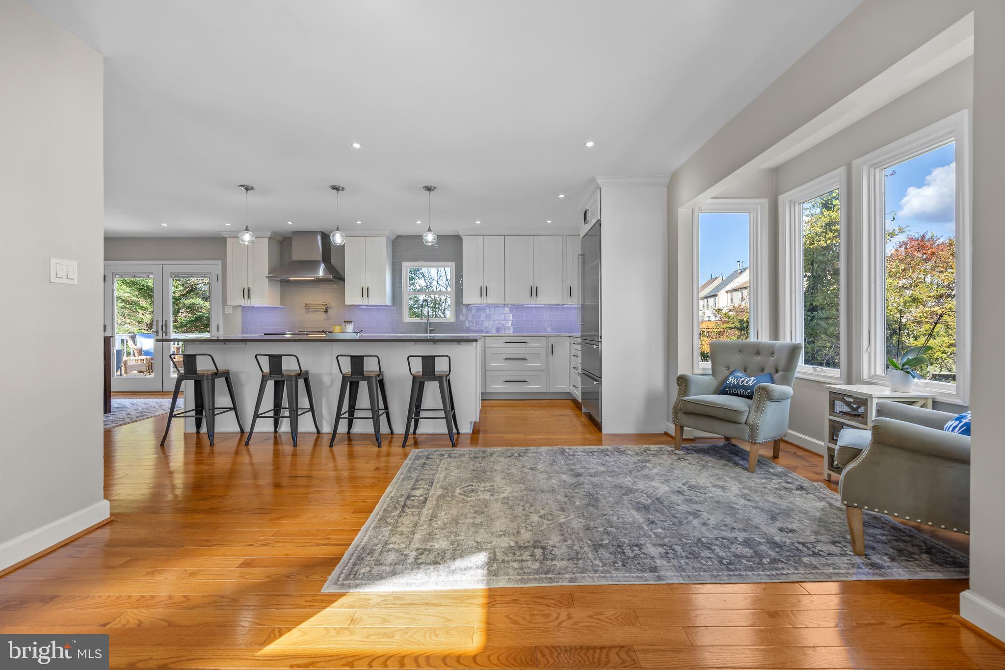 VALLEY STREAM ESTATES - Residential