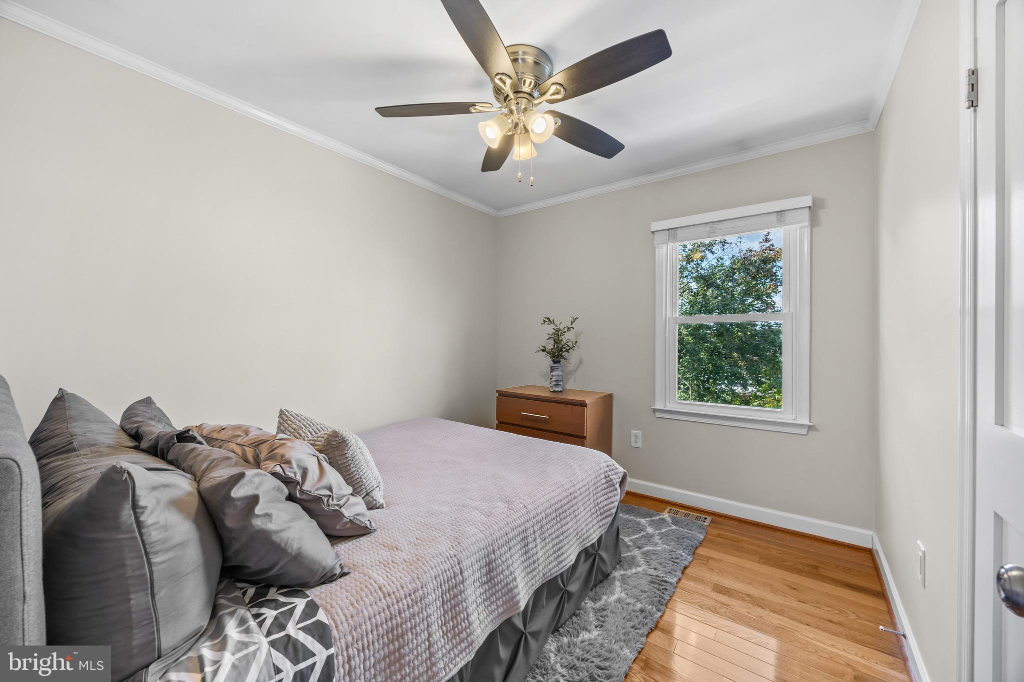 VALLEY STREAM ESTATES - Residential