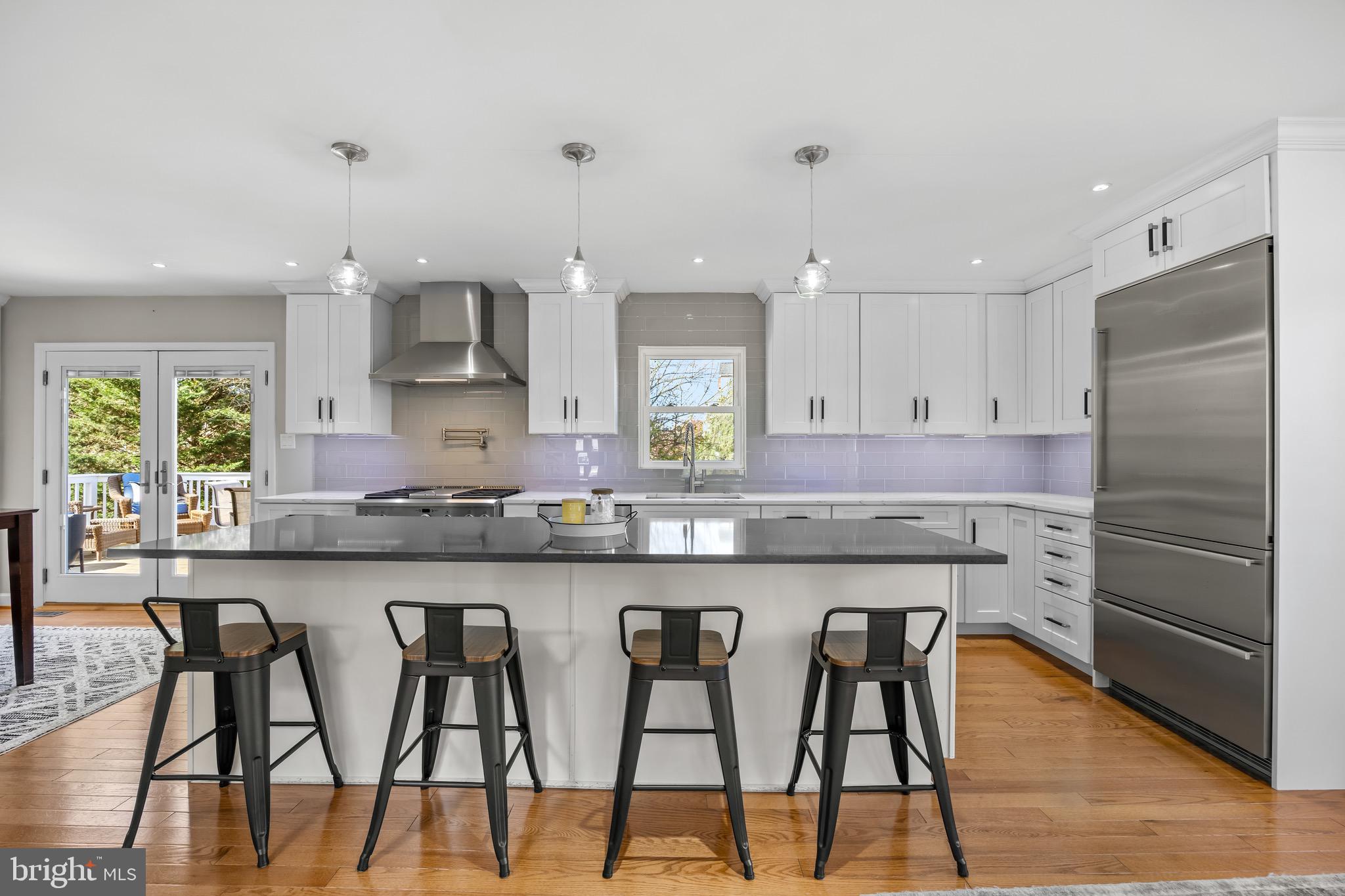 VALLEY STREAM ESTATES - Residential