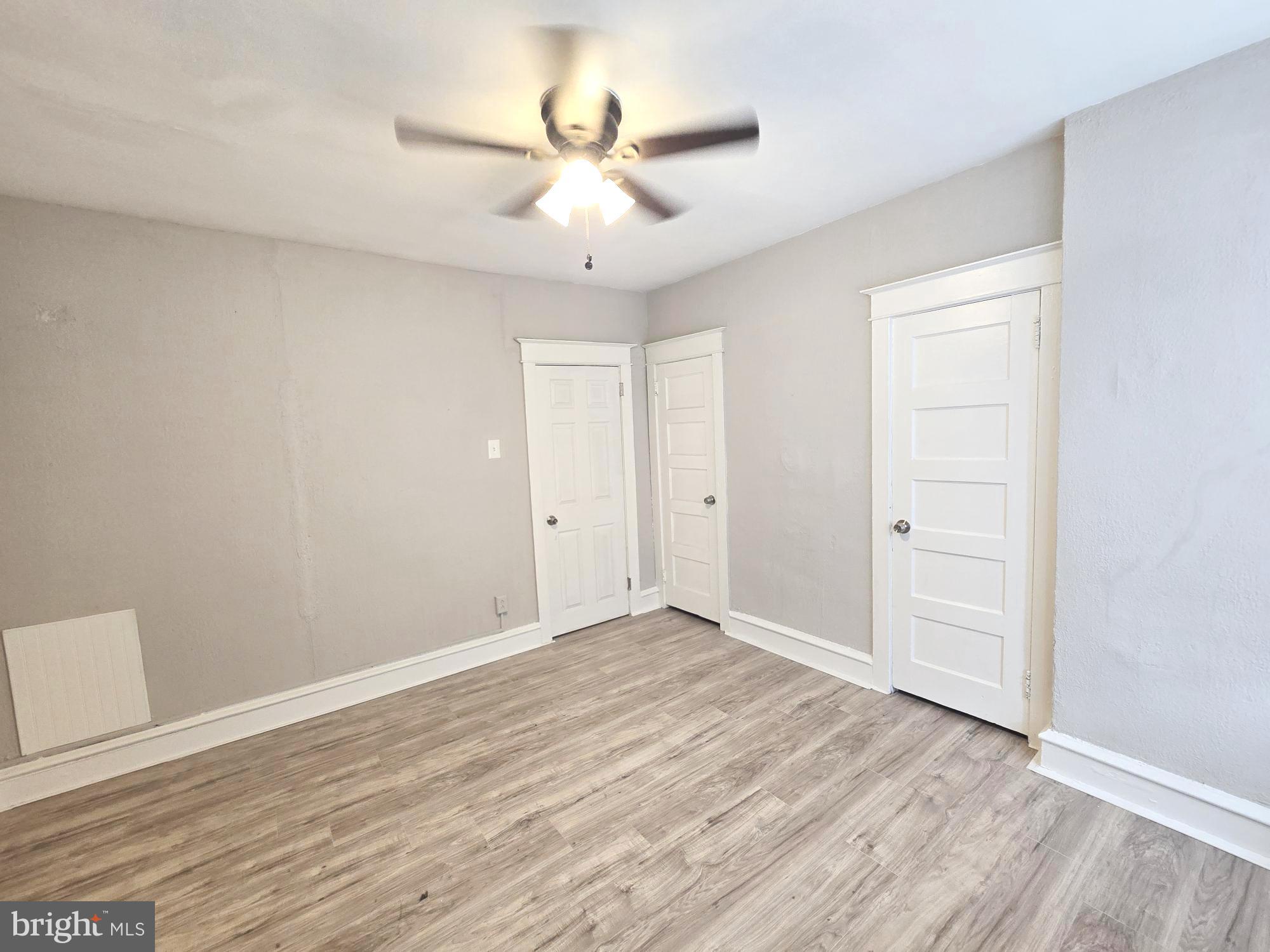 OXFORD CIRCLE - Residential Lease