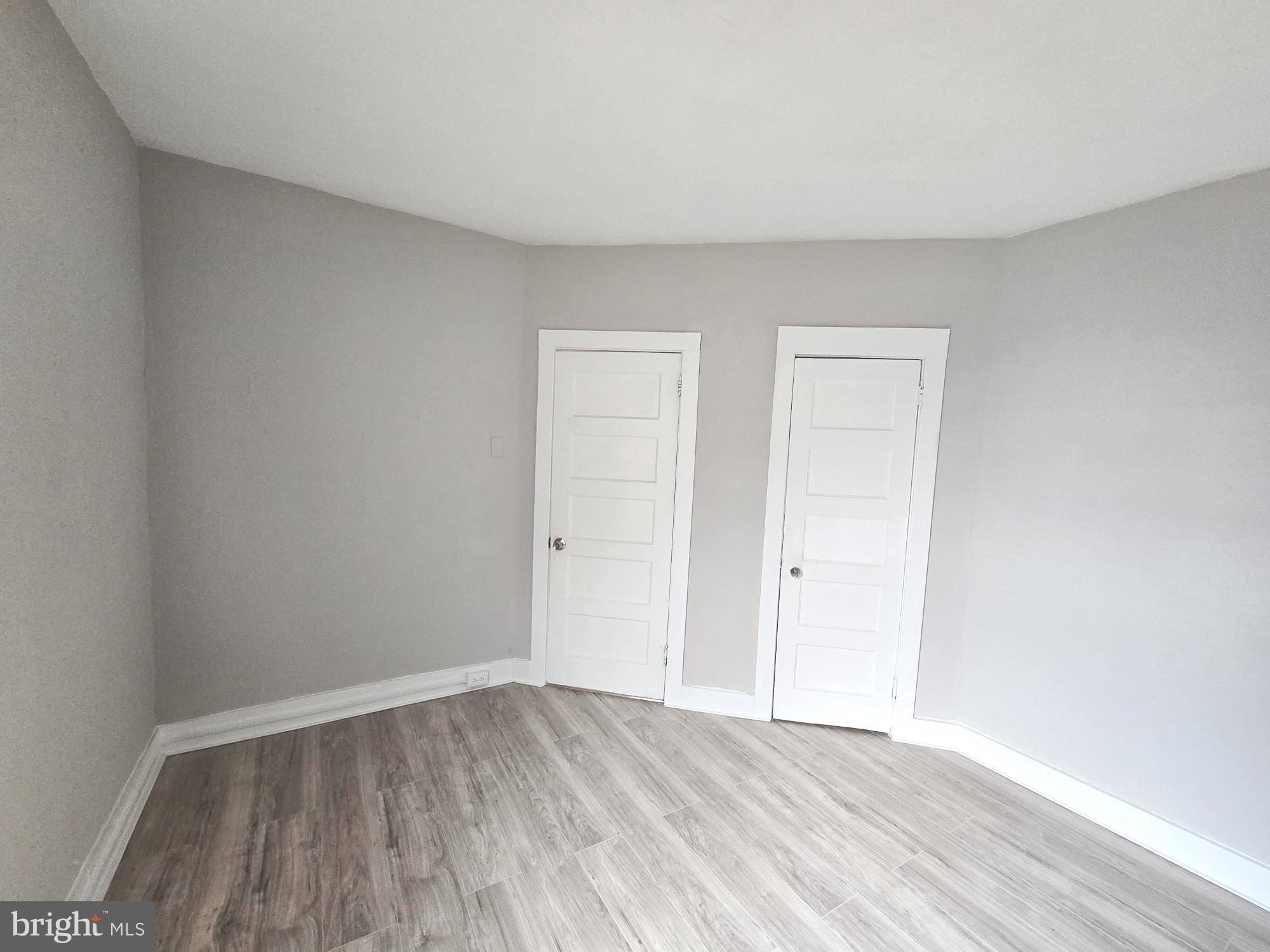 OXFORD CIRCLE - Residential Lease