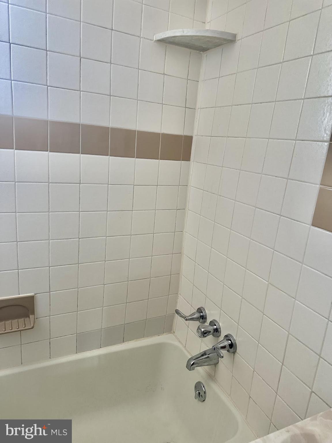 STONEHURST - Residential Lease