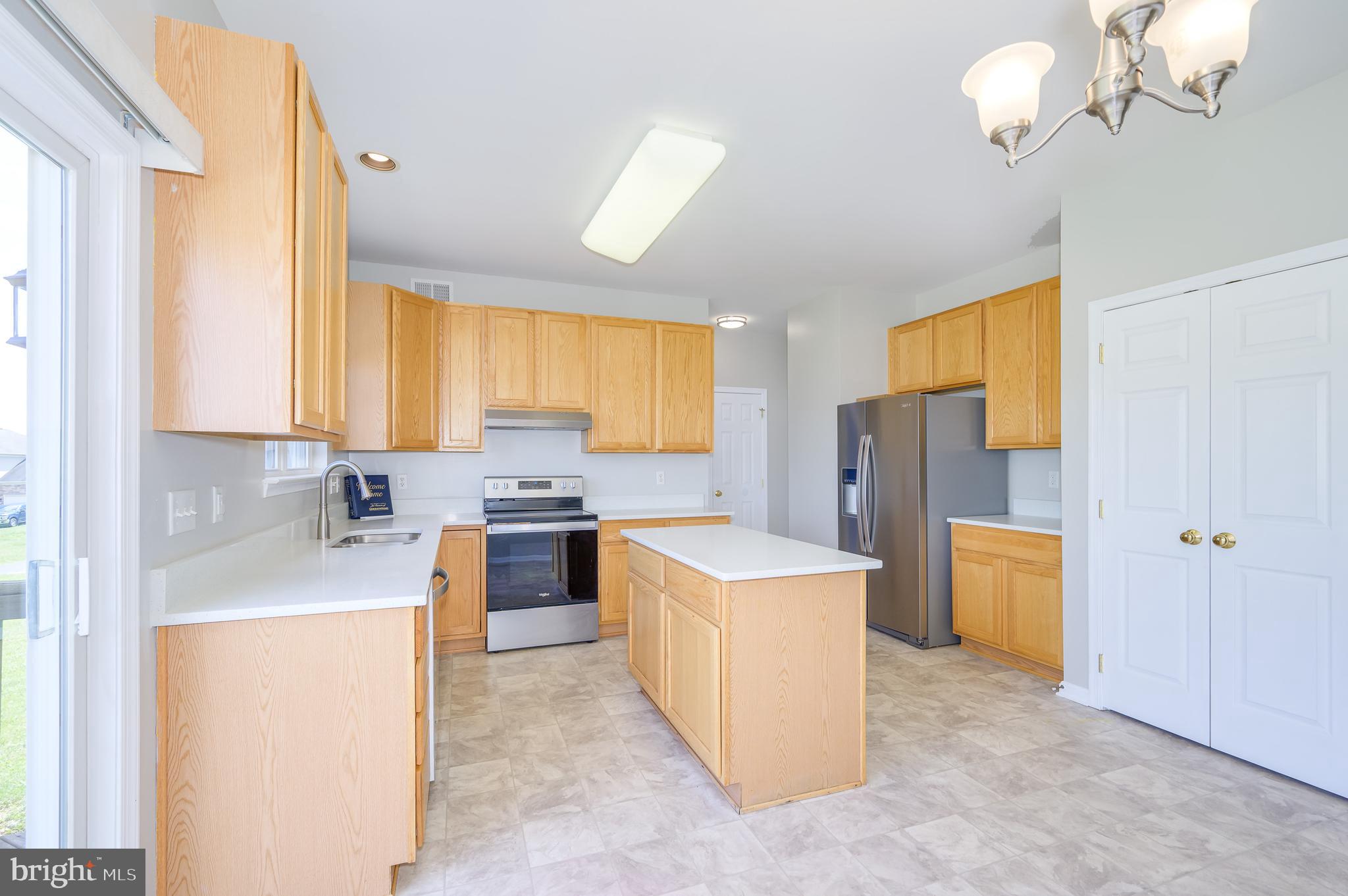 APPLE KNOLLS - Residential