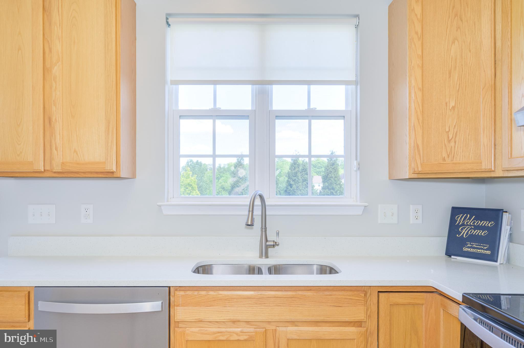 APPLE KNOLLS - Residential