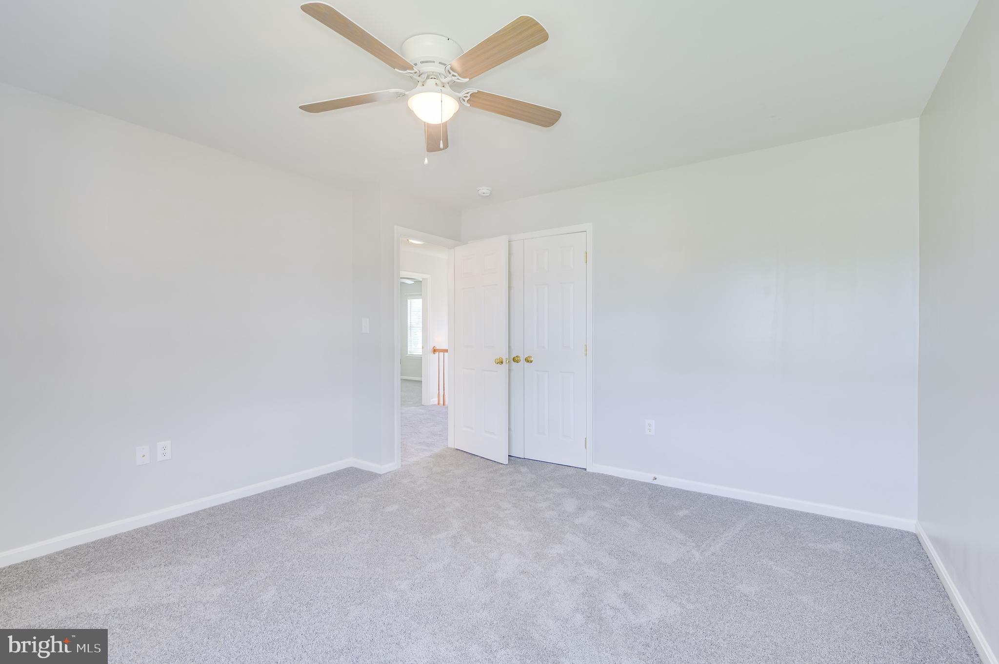 APPLE KNOLLS - Residential