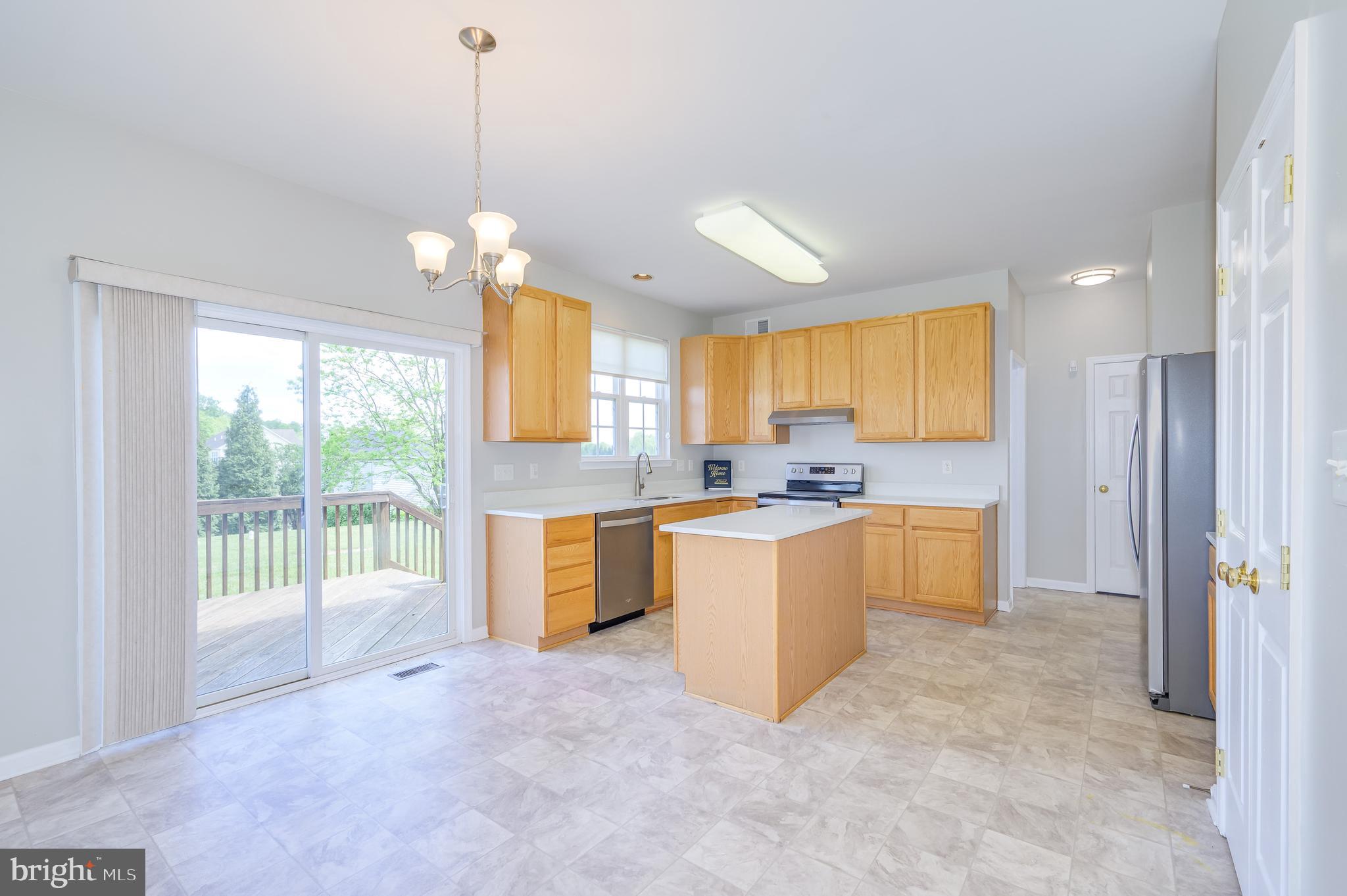 APPLE KNOLLS - Residential