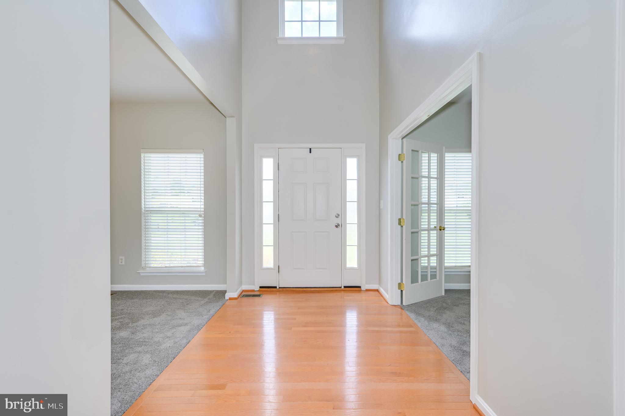 APPLE KNOLLS - Residential