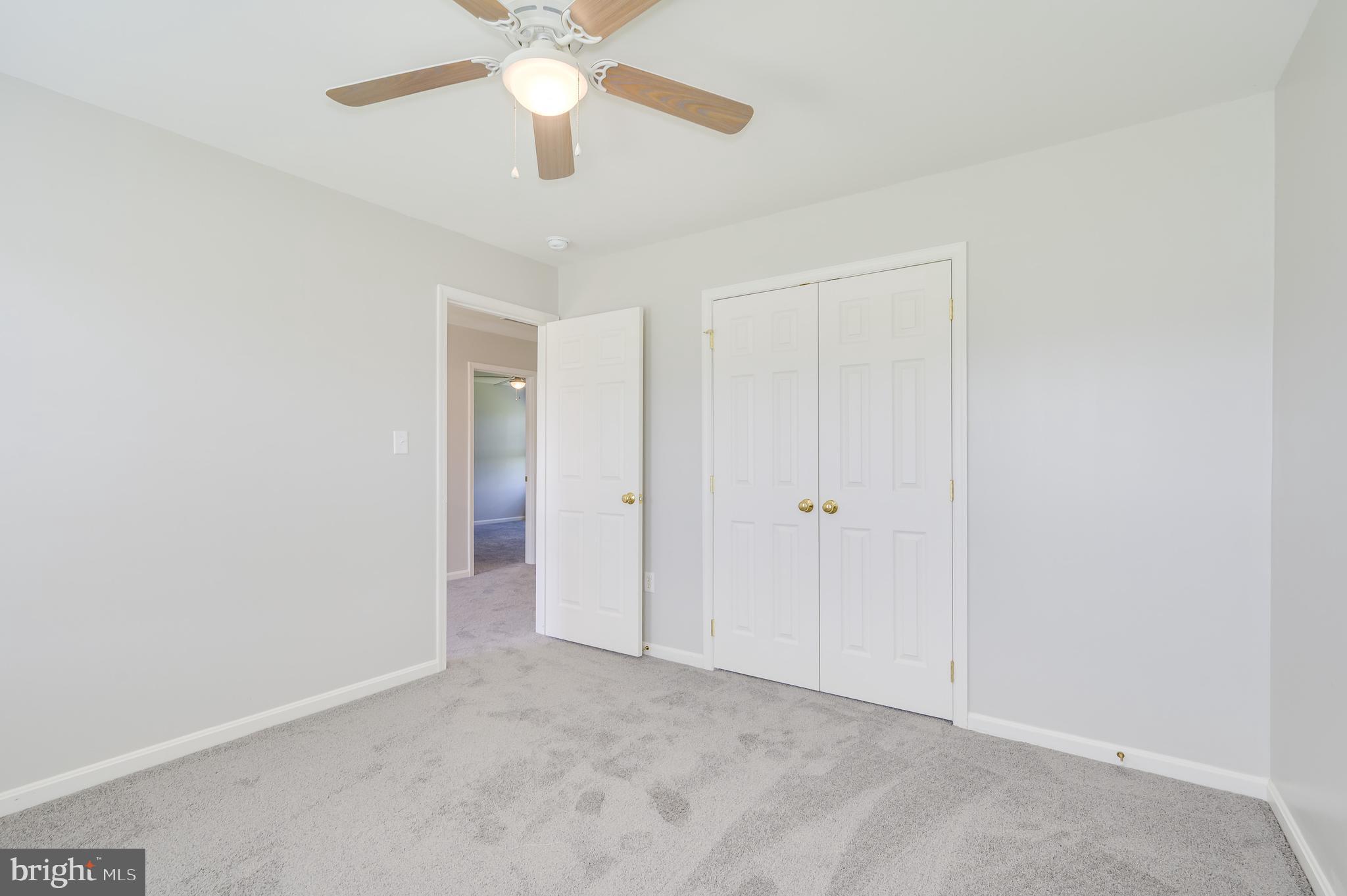 APPLE KNOLLS - Residential