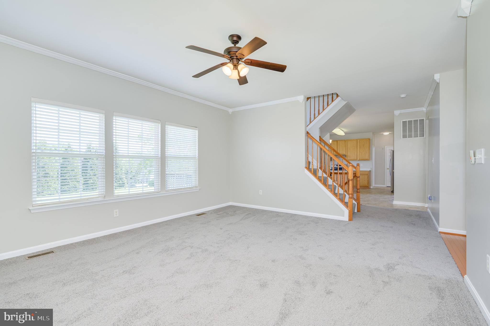 APPLE KNOLLS - Residential