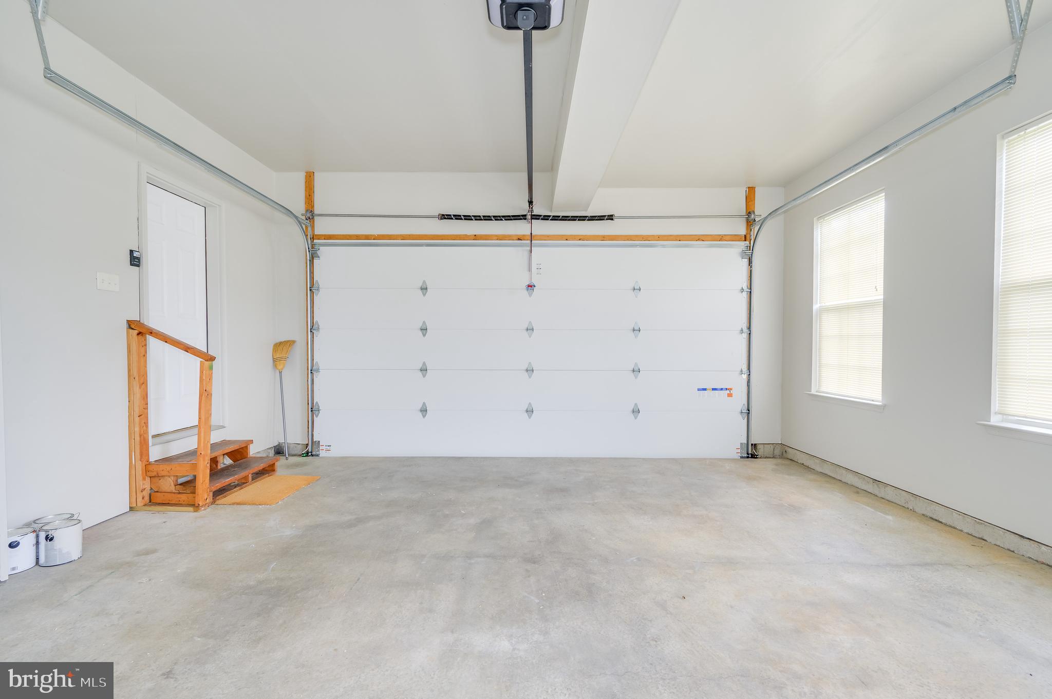 APPLE KNOLLS - Residential