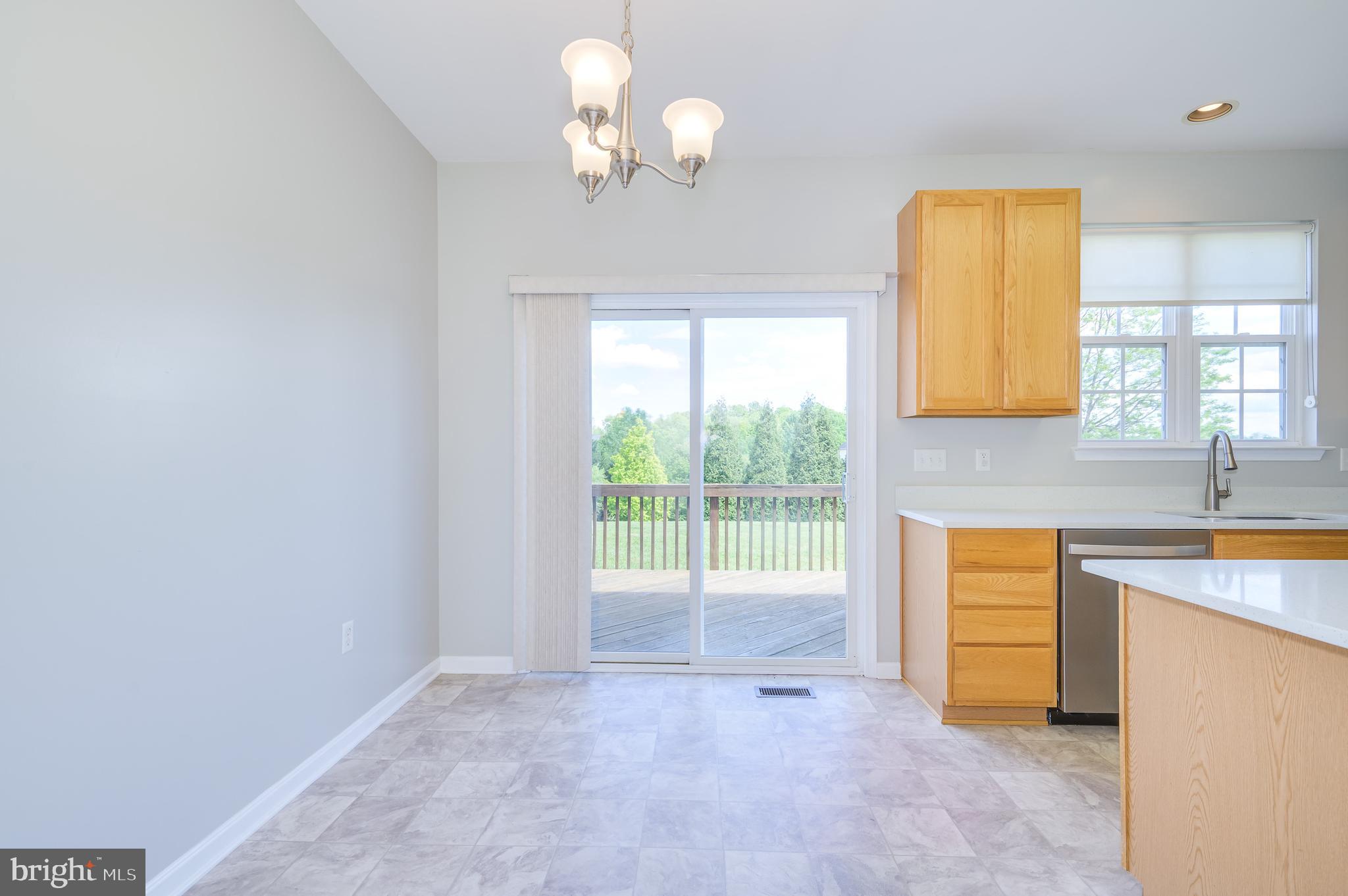 APPLE KNOLLS - Residential