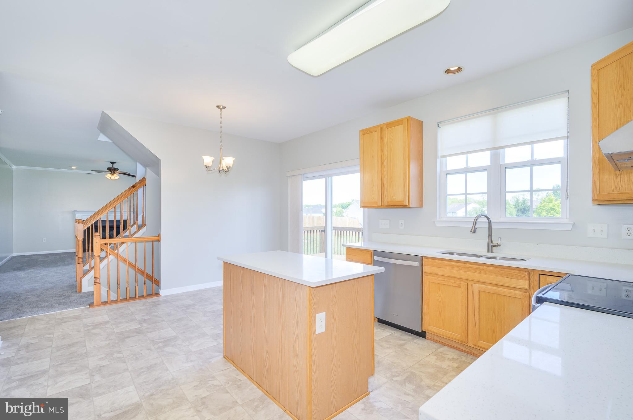 APPLE KNOLLS - Residential