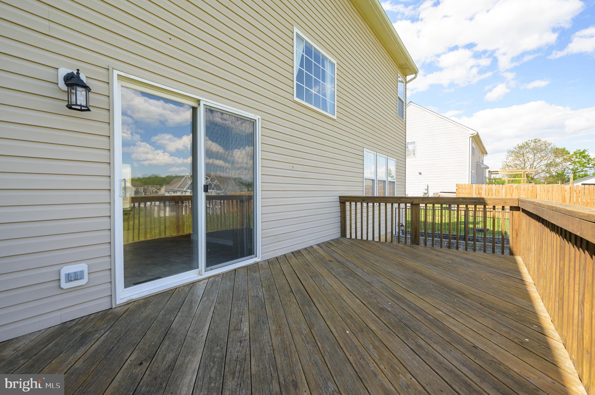 APPLE KNOLLS - Residential