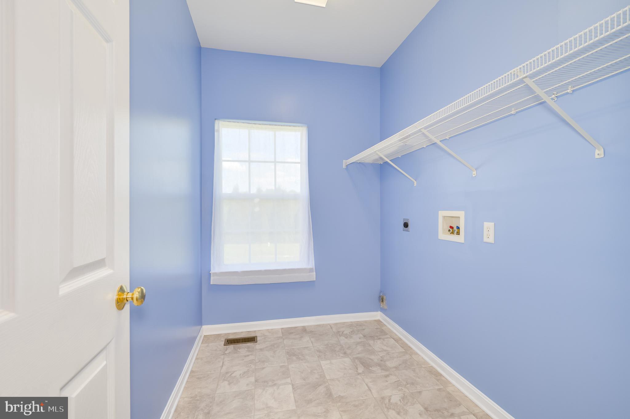 APPLE KNOLLS - Residential