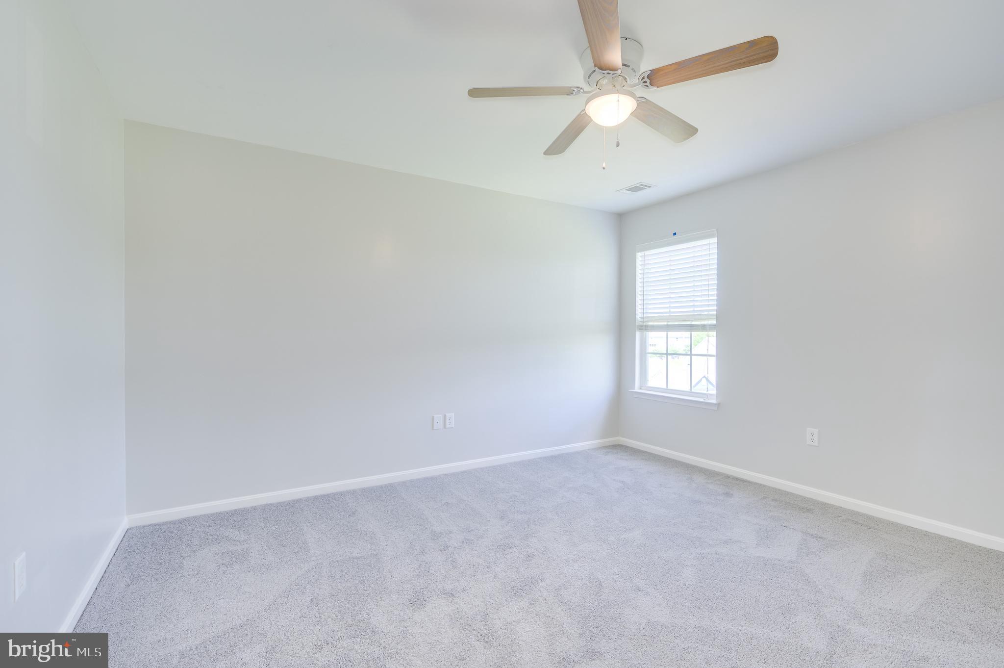 APPLE KNOLLS - Residential