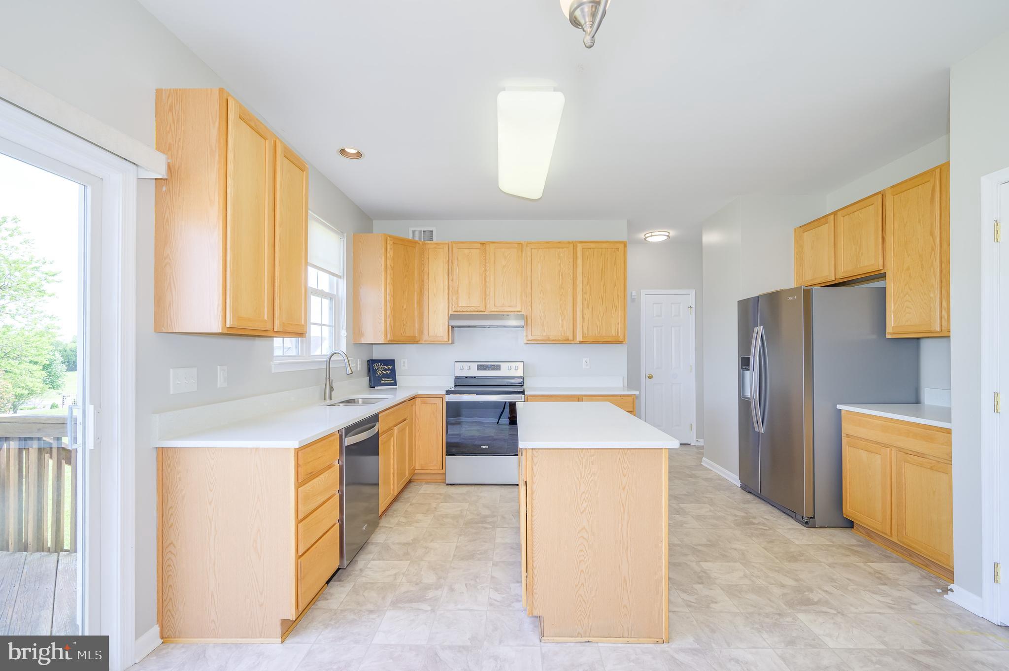 APPLE KNOLLS - Residential