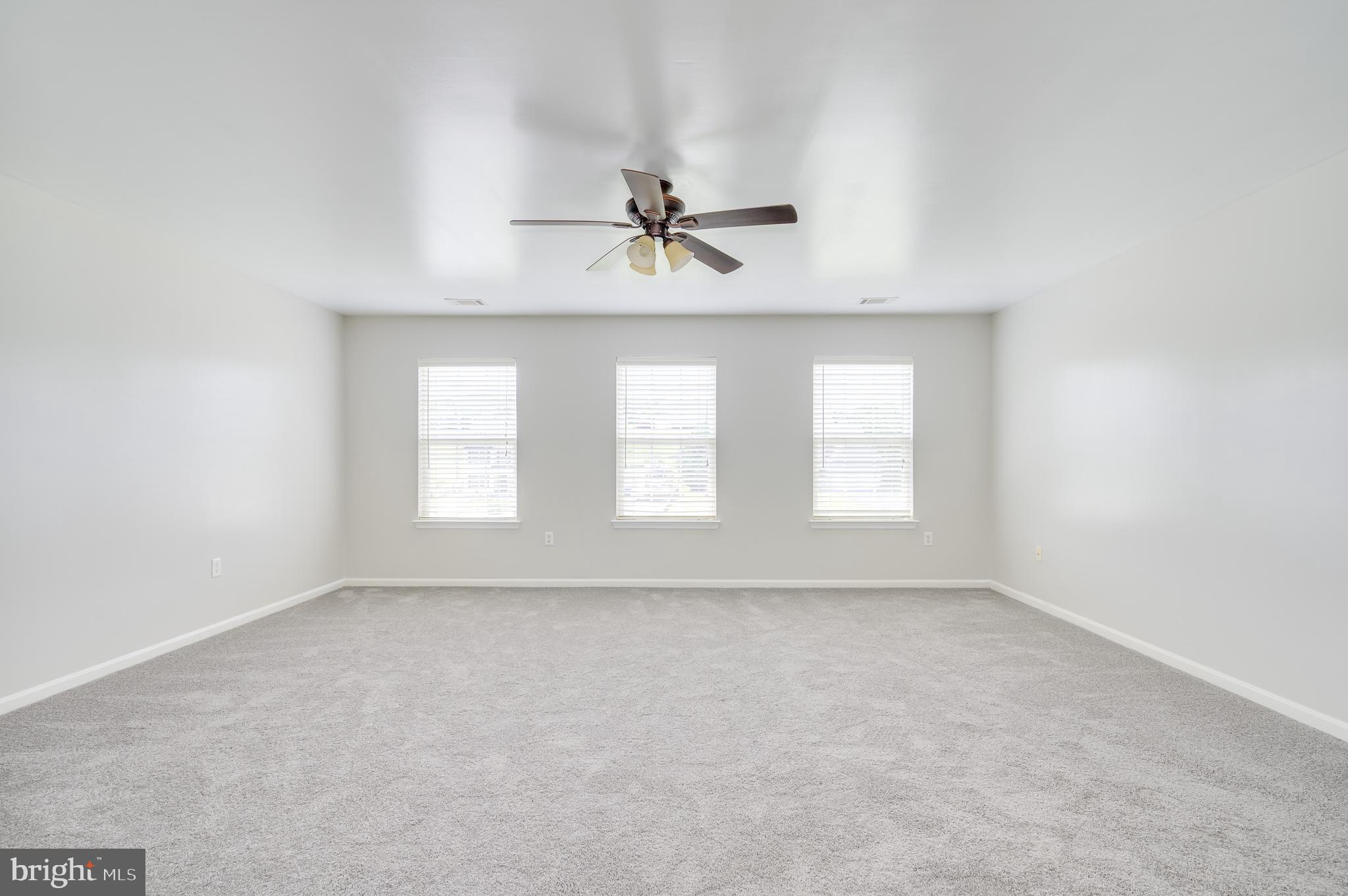 APPLE KNOLLS - Residential