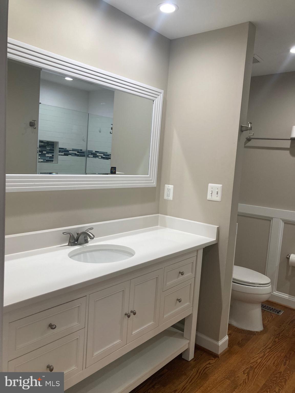 LAKE OF THE WOODS - Residential Lease