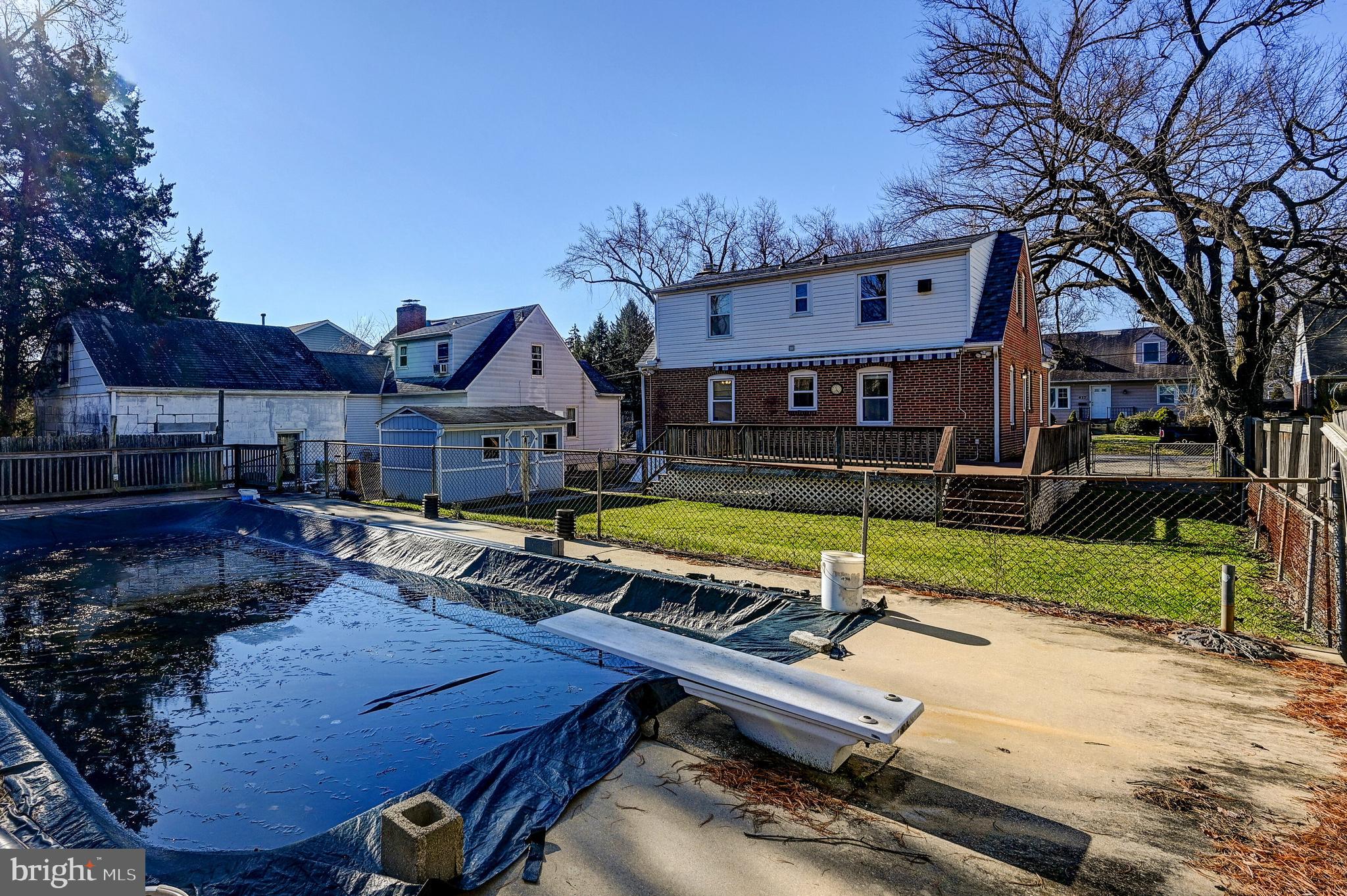 LUTHER VILLAGE - Residential