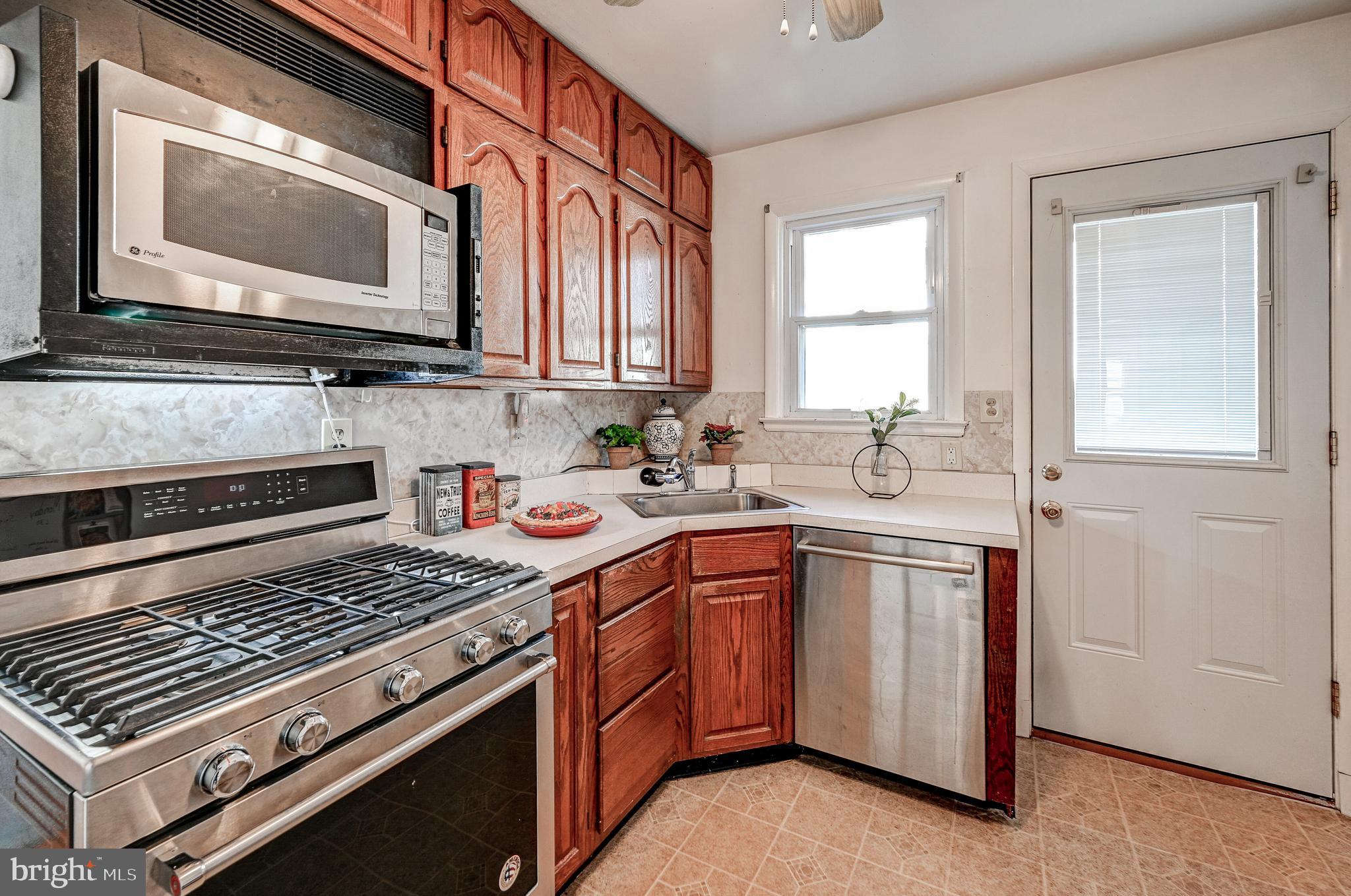 LUTHER VILLAGE - Residential