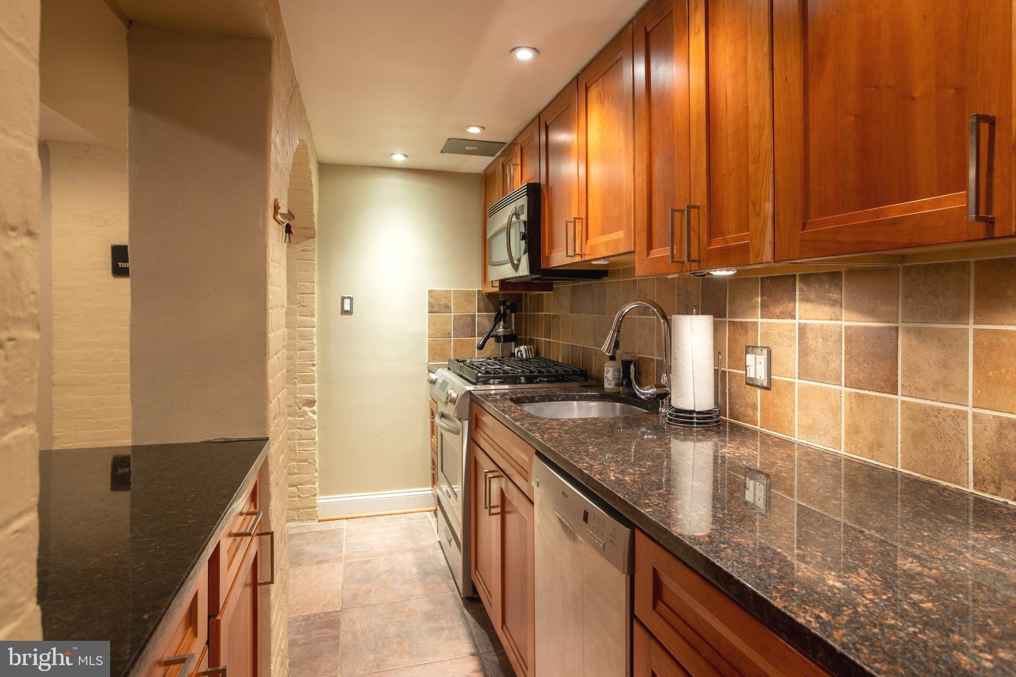 WASHINGTON SQ WEST - Residential Lease