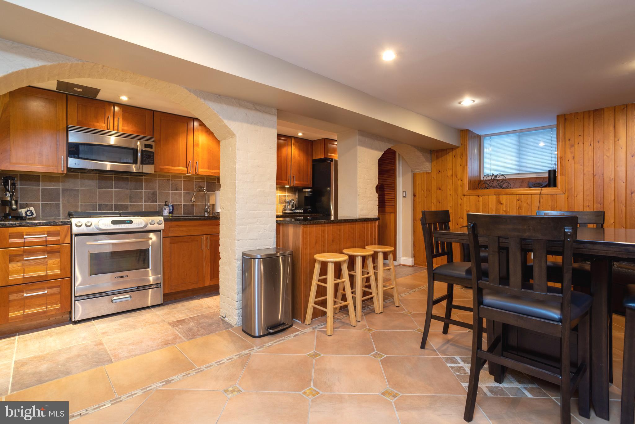 WASHINGTON SQ WEST - Residential Lease