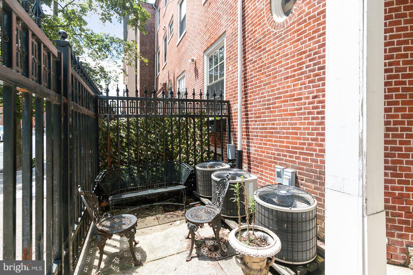 WASHINGTON SQ WEST - Residential Lease