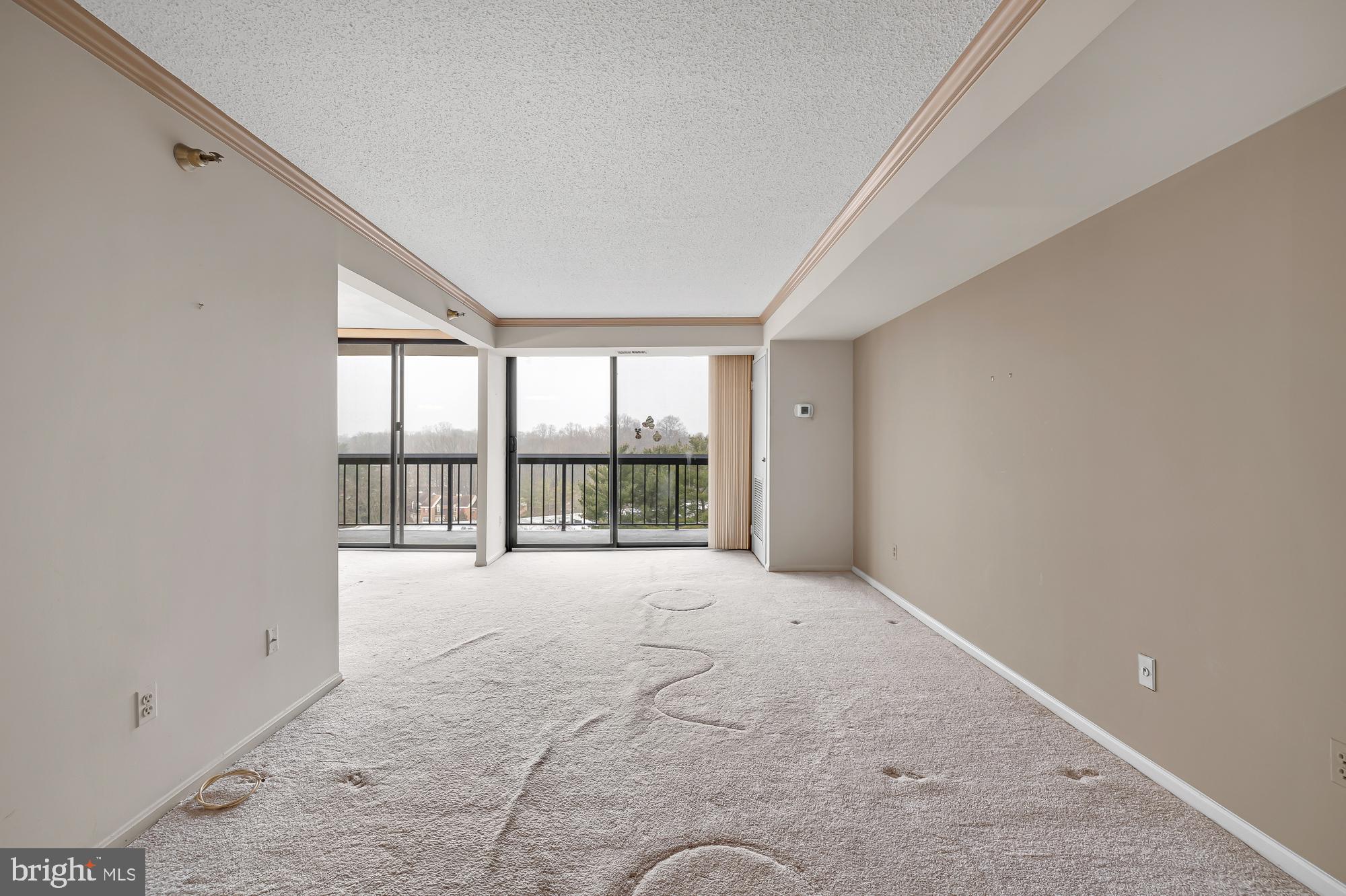 CHELSEA TOWERS - Residential