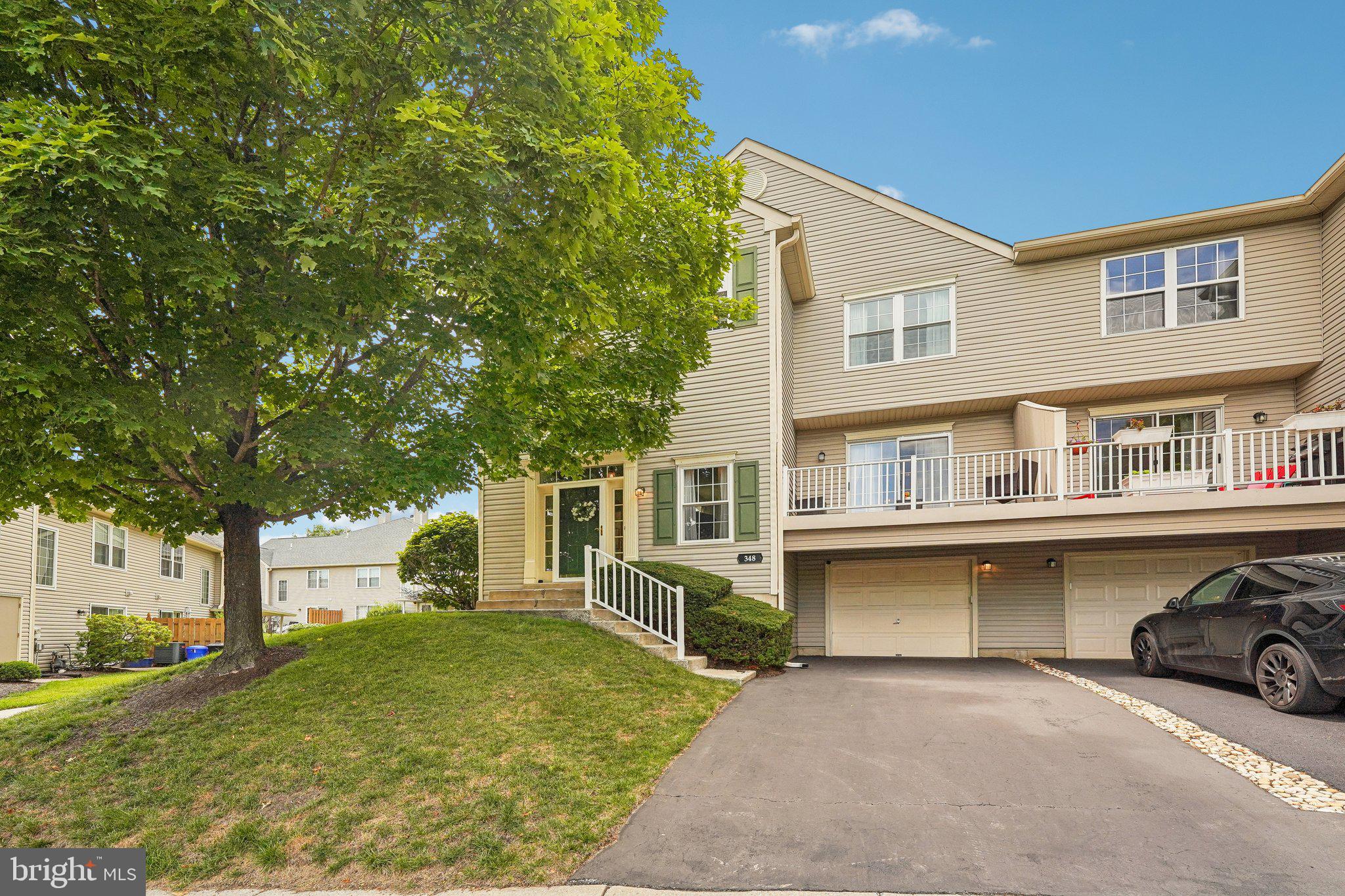 348 BLUESTONE COURT