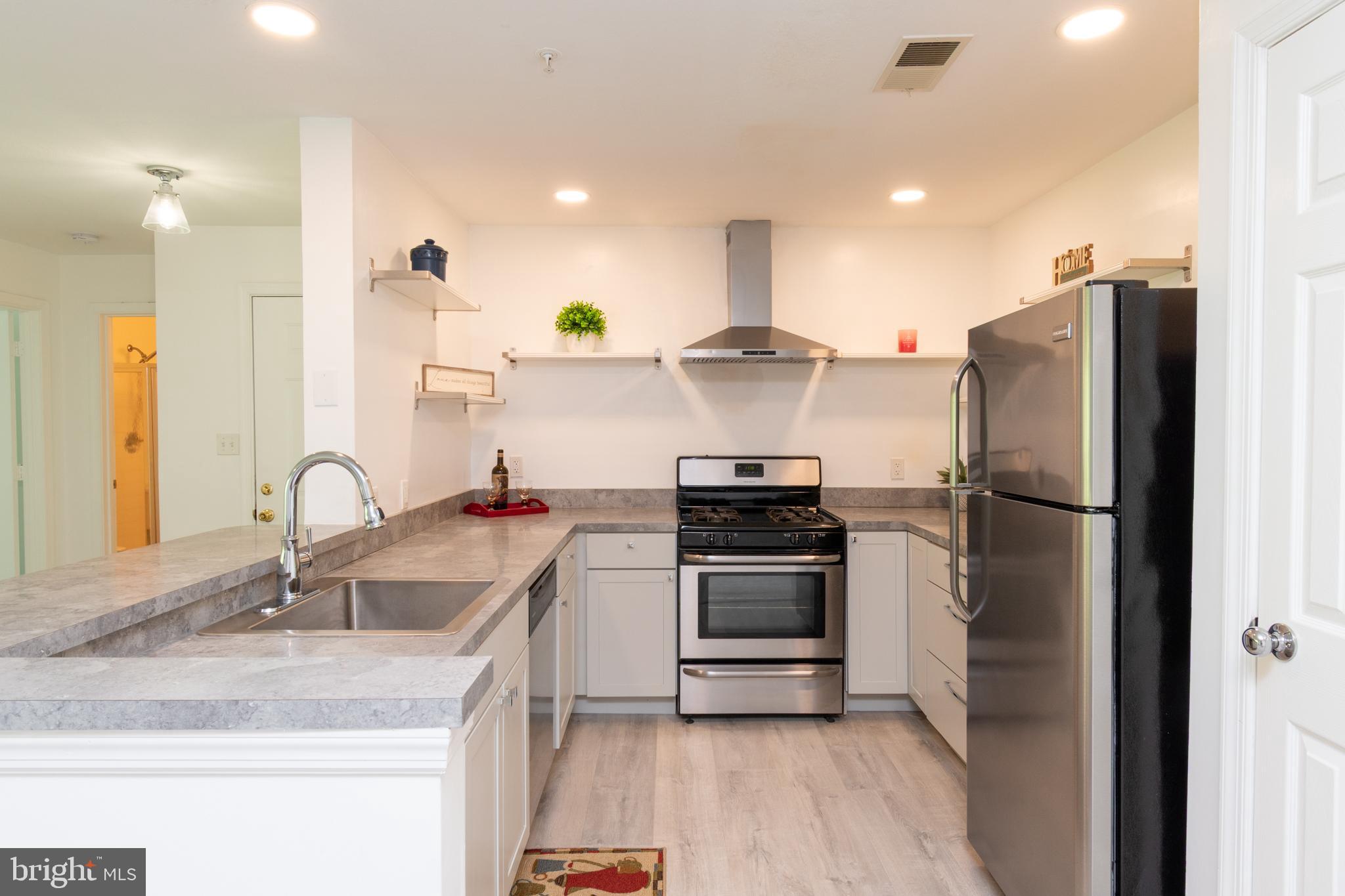 TANGLEWOOD AT RUSSETT - Residential