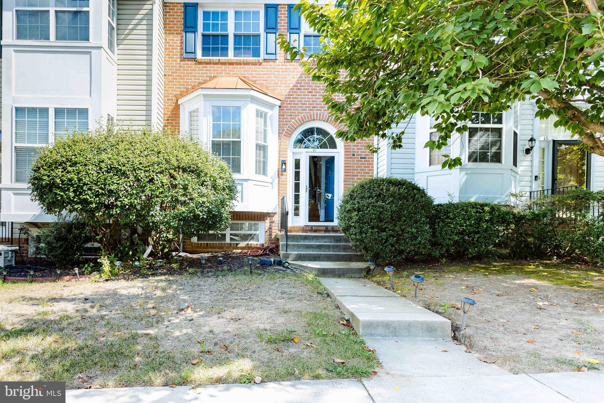 FOXRIDGE - Residential Lease