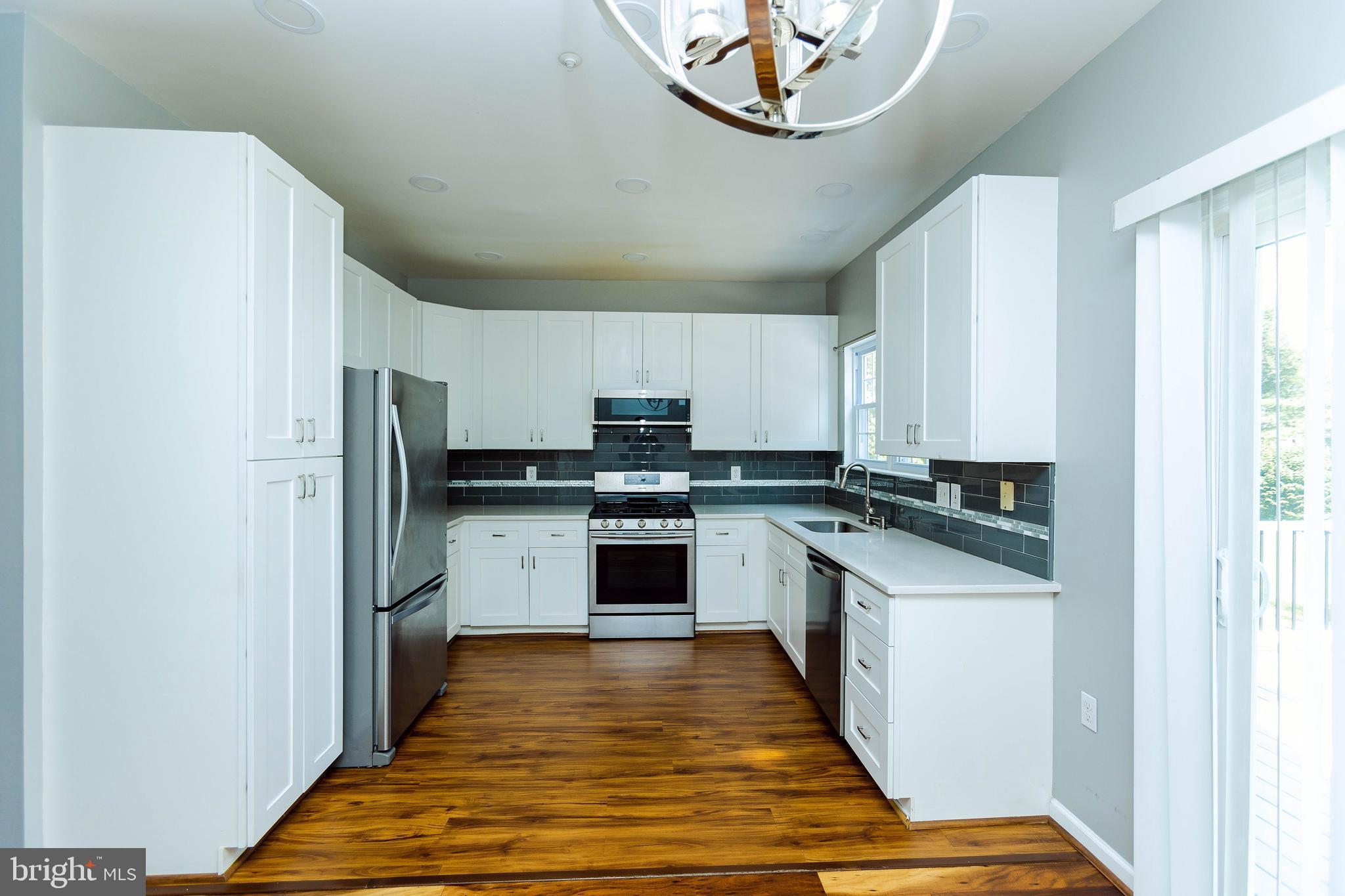 FOXRIDGE - Residential Lease